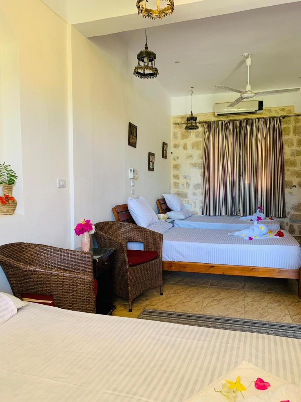 Triple Room with Garden View - Photo 5