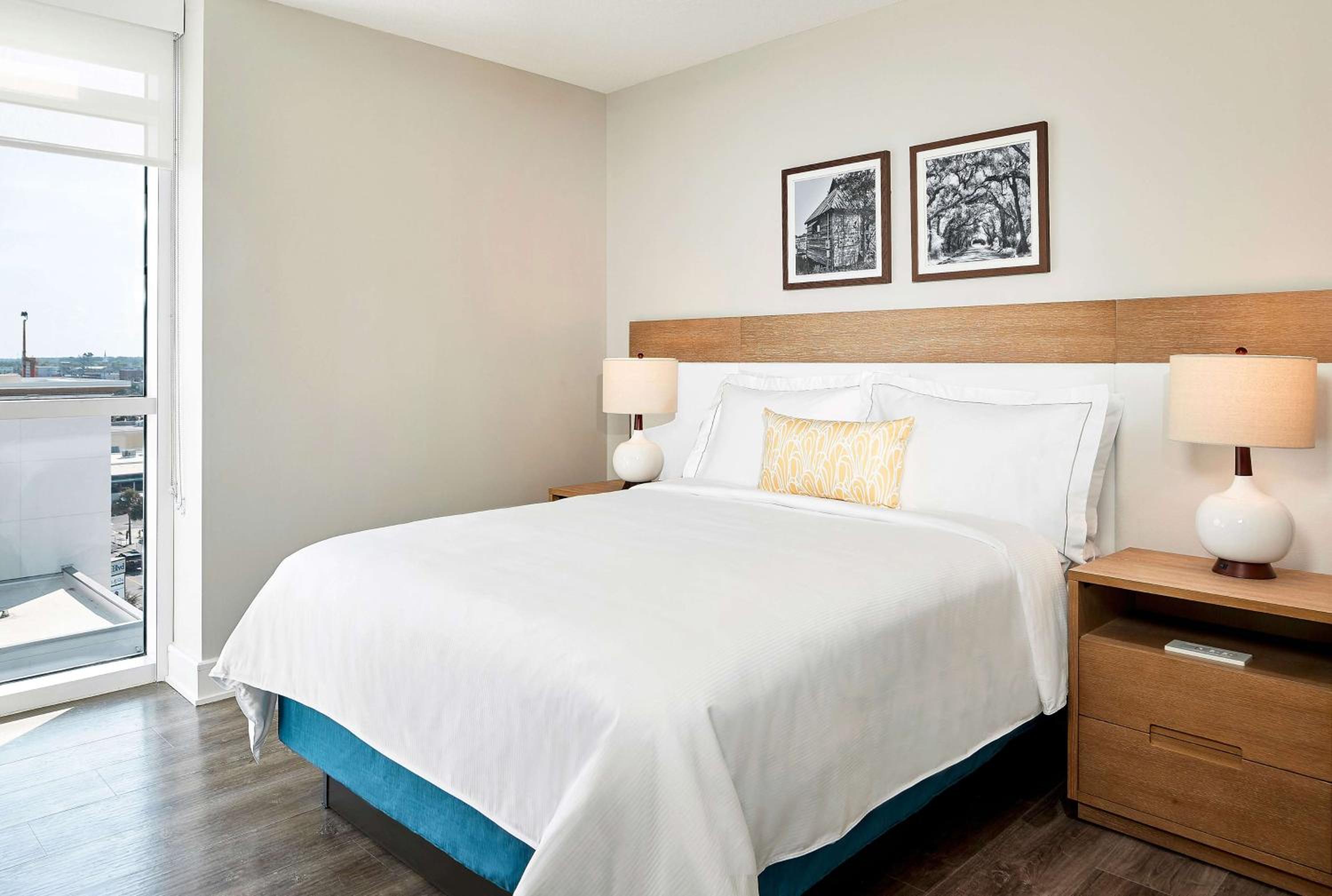 Three-Bedroom Ocean View Suite with One King Bed and Two Queen Beds - Photo 4