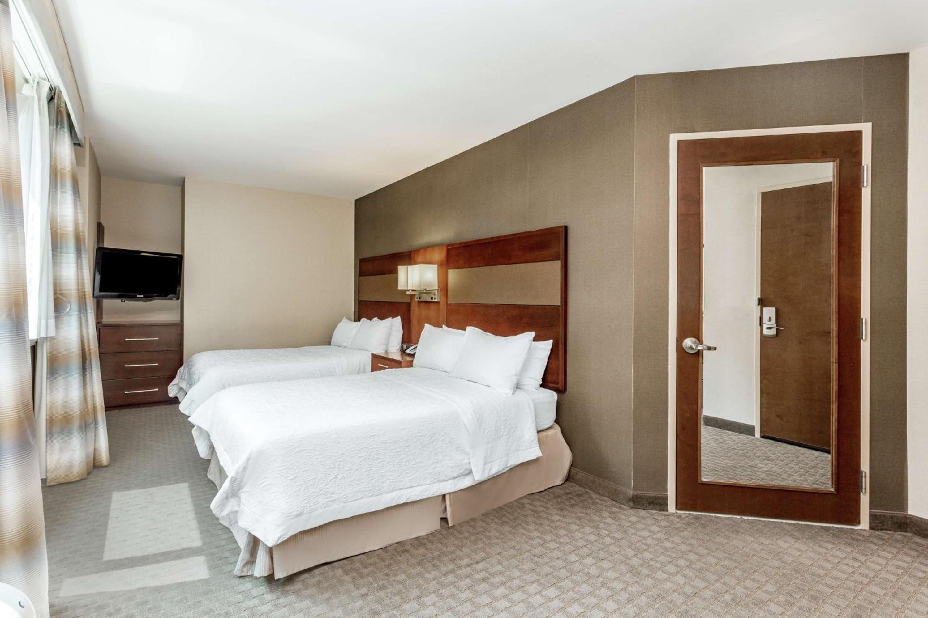 Double Room with 2 Double Beds - Disability Access