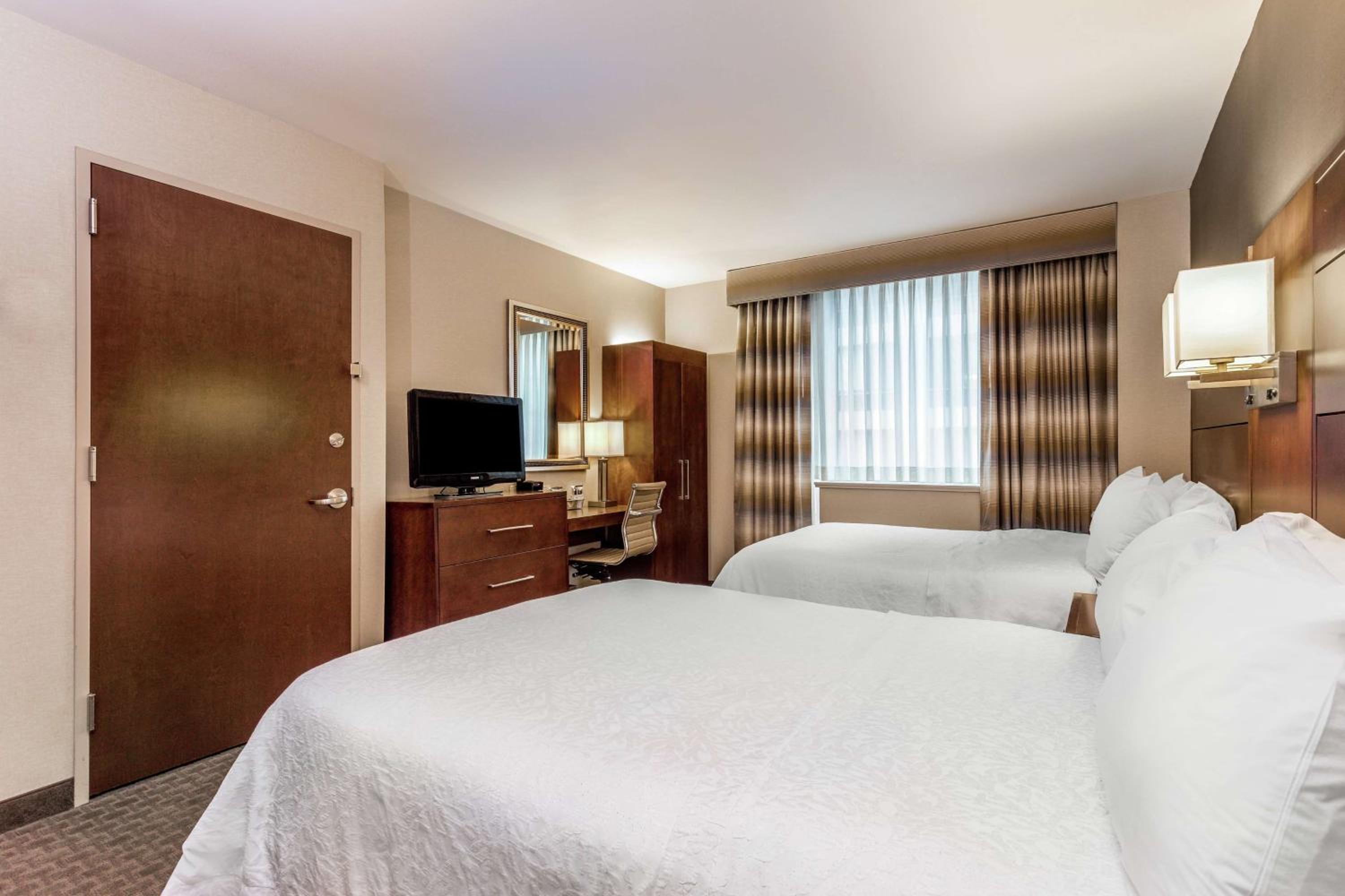 Double Room with Two Double Beds - Non-Smoking
