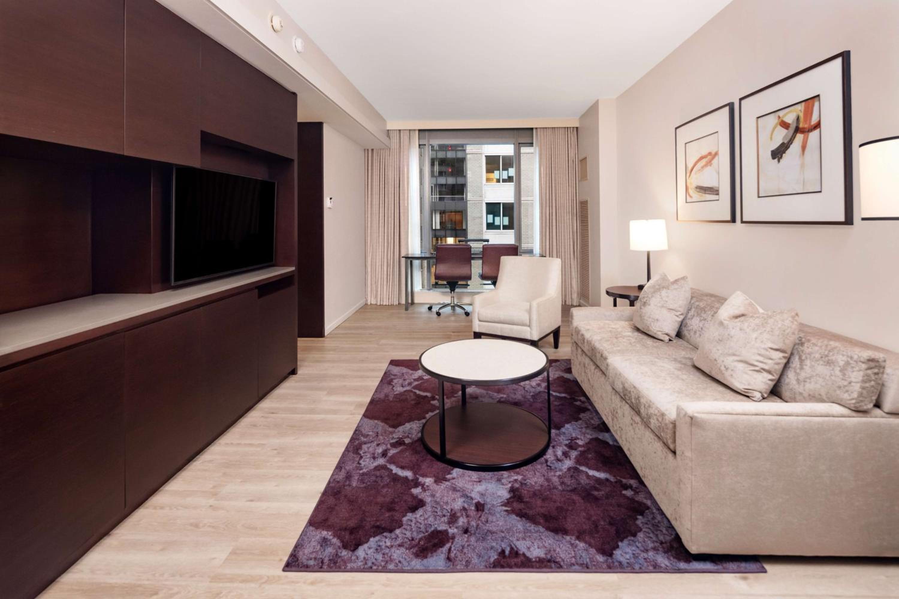 King Plus Suite with Sofa Bed
