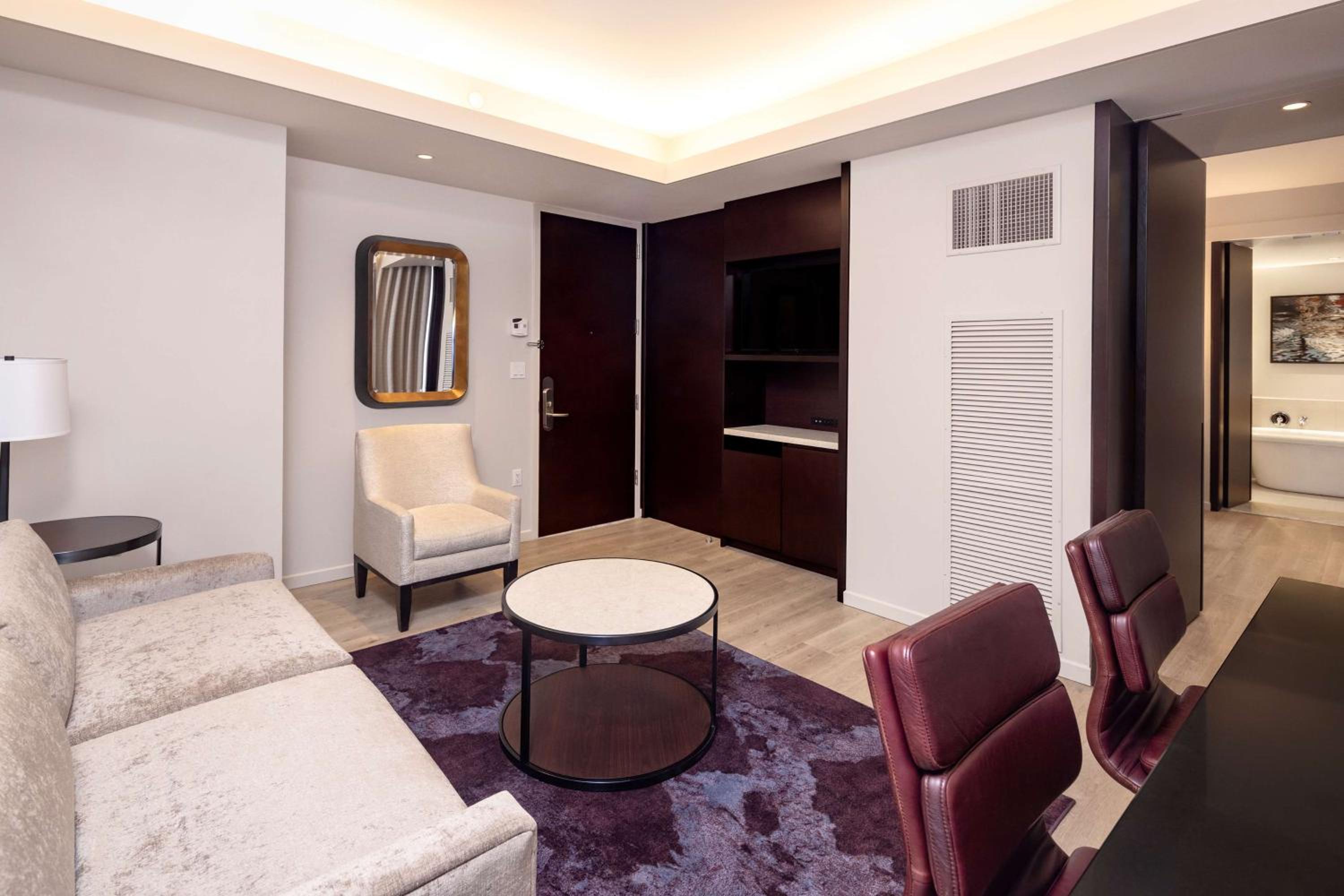 Penthouse Suite with Balcony