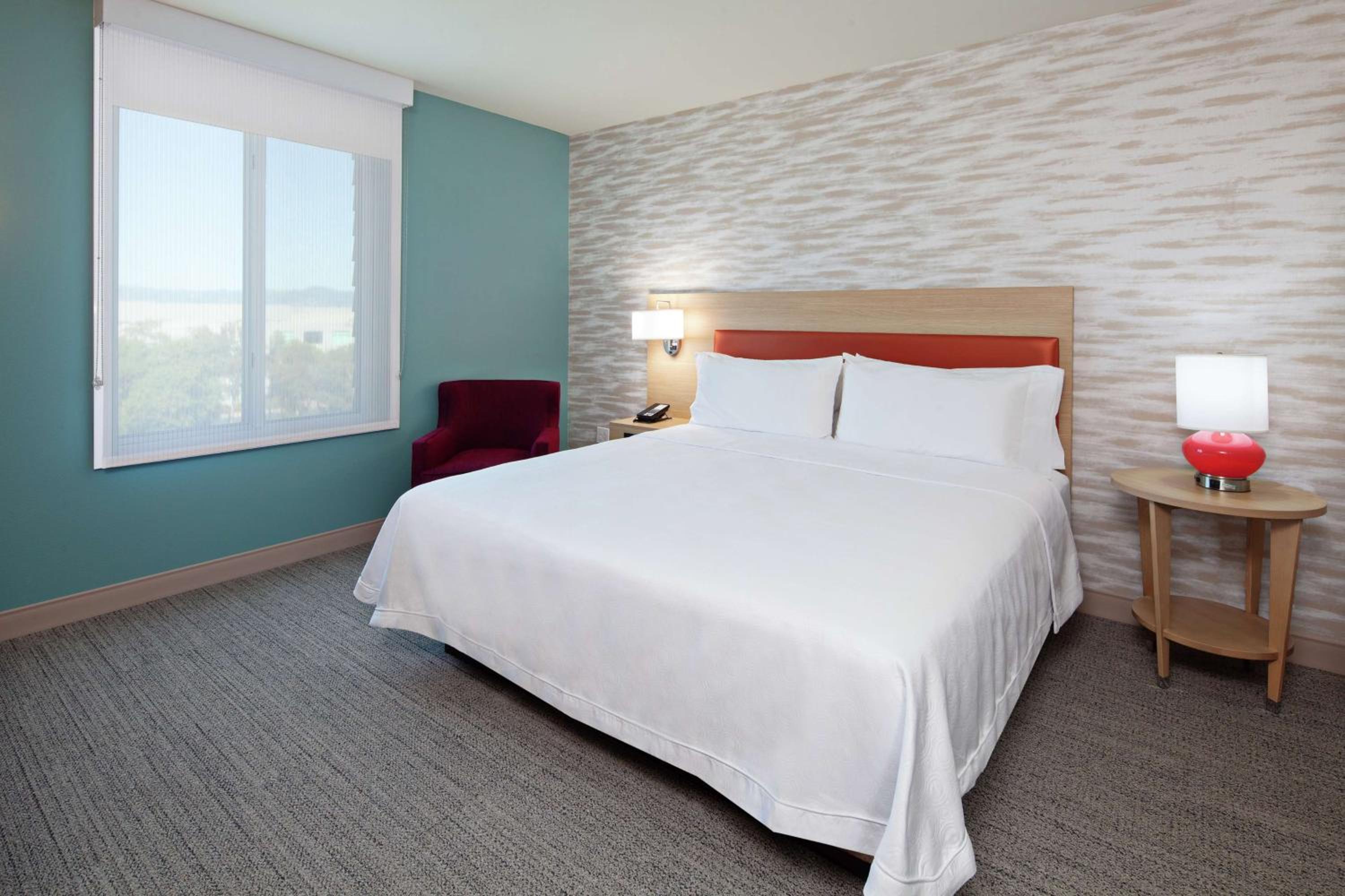 One-Bedroom King Suite - Non-Smoking - Photo 4