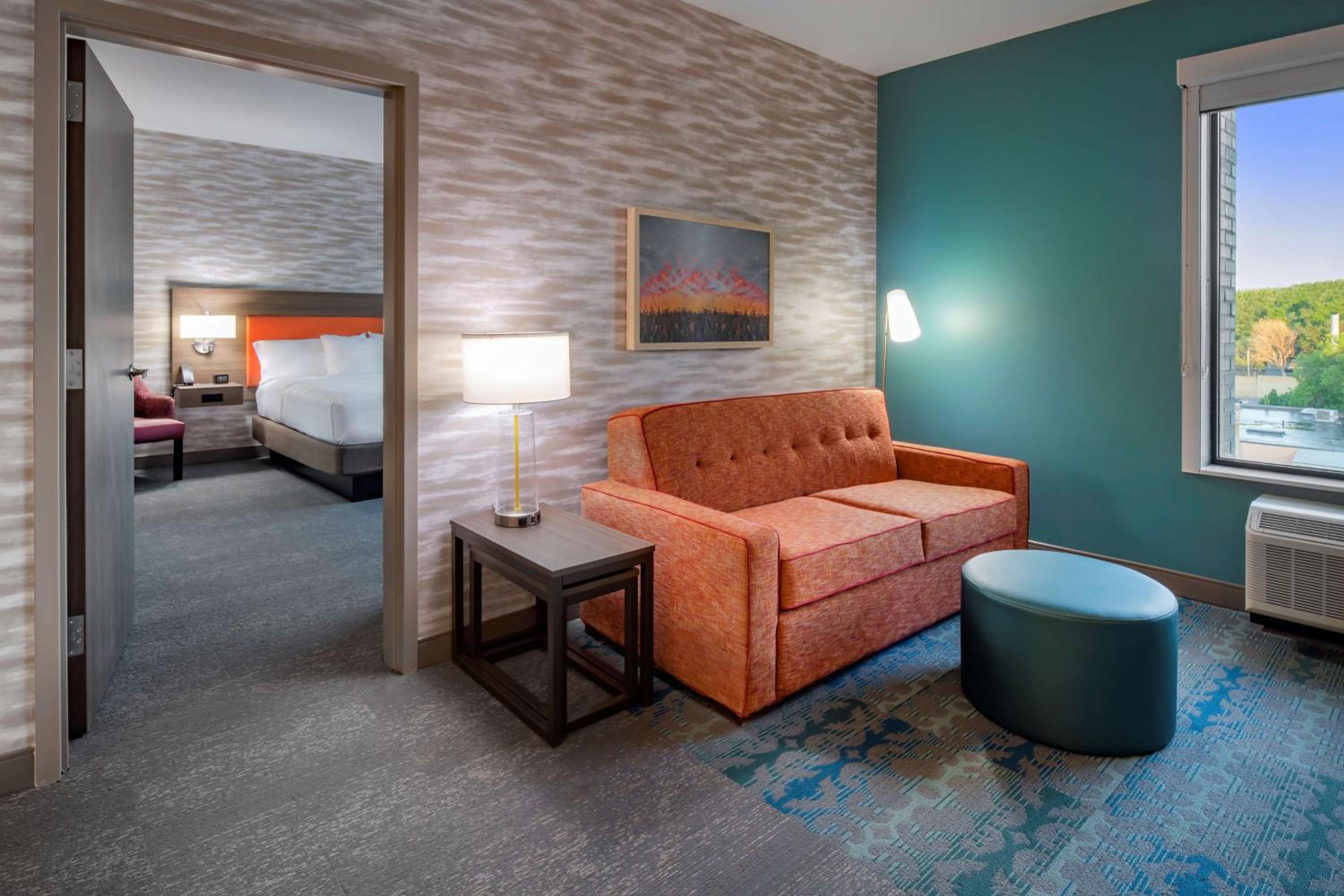 One-Bedroom King Suite - Non-Smoking - Photo 2