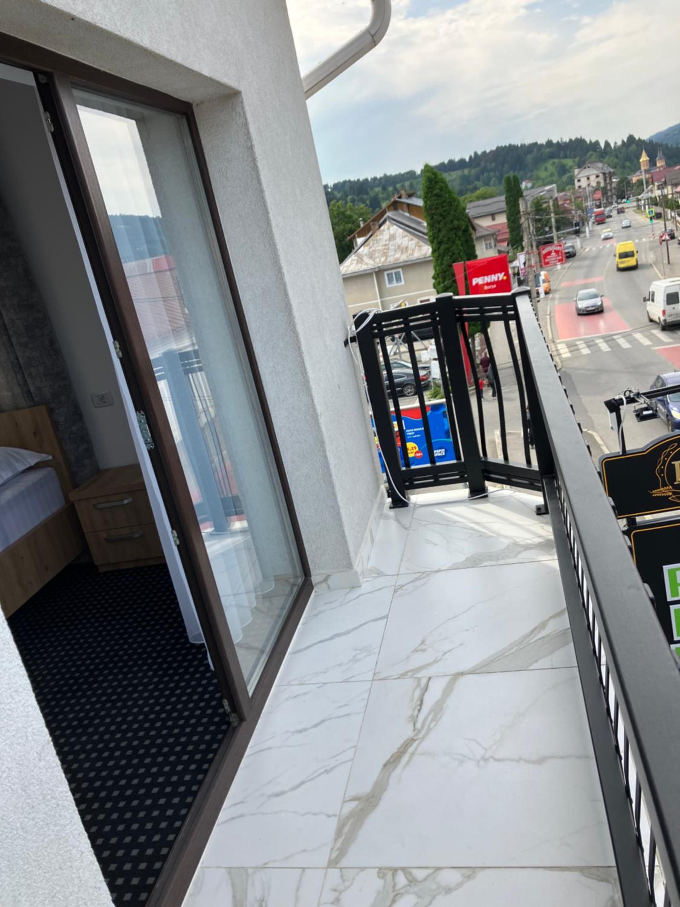Double Room with Balcony photo 3