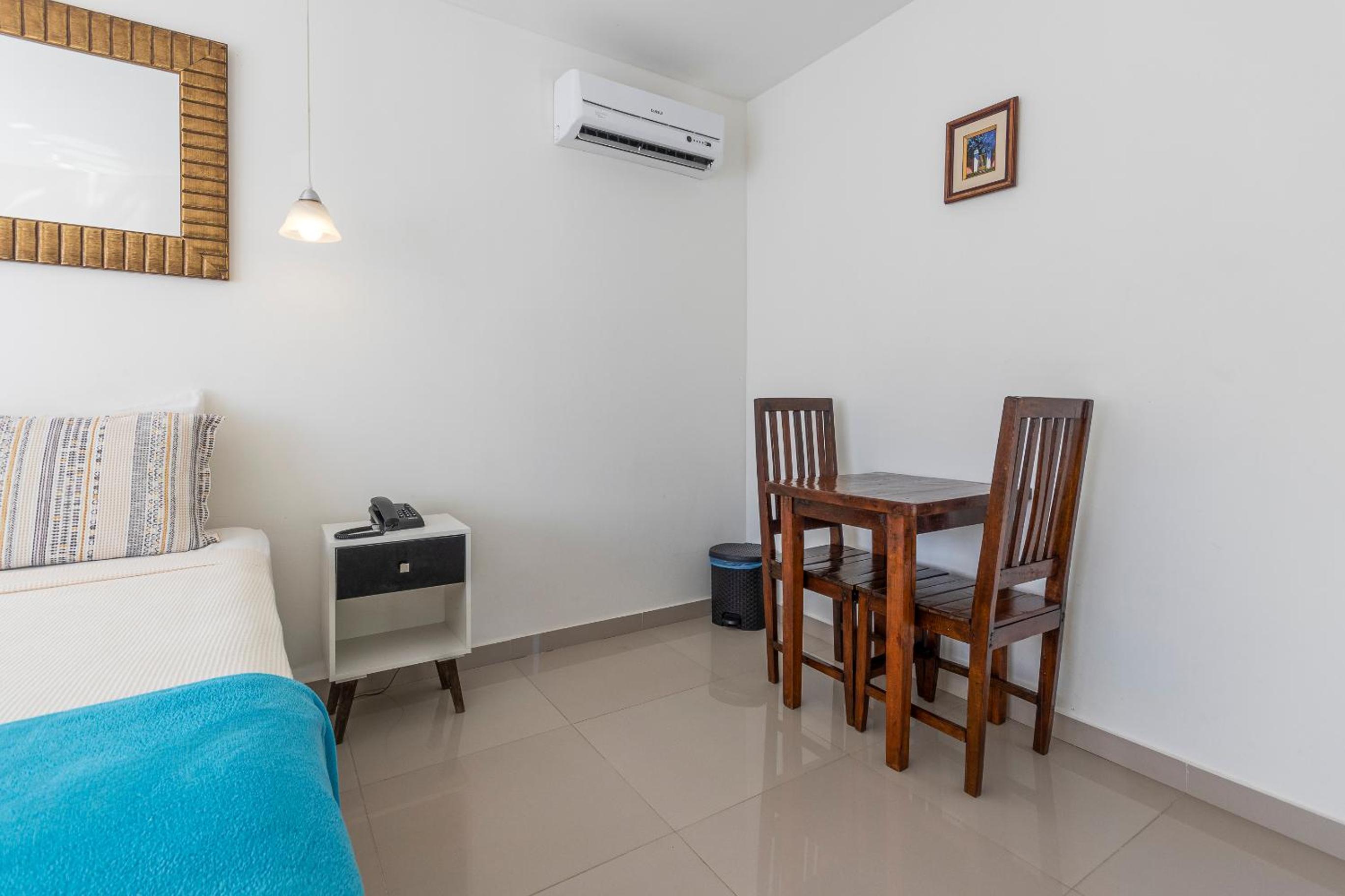 Superior Suite - Photo 8