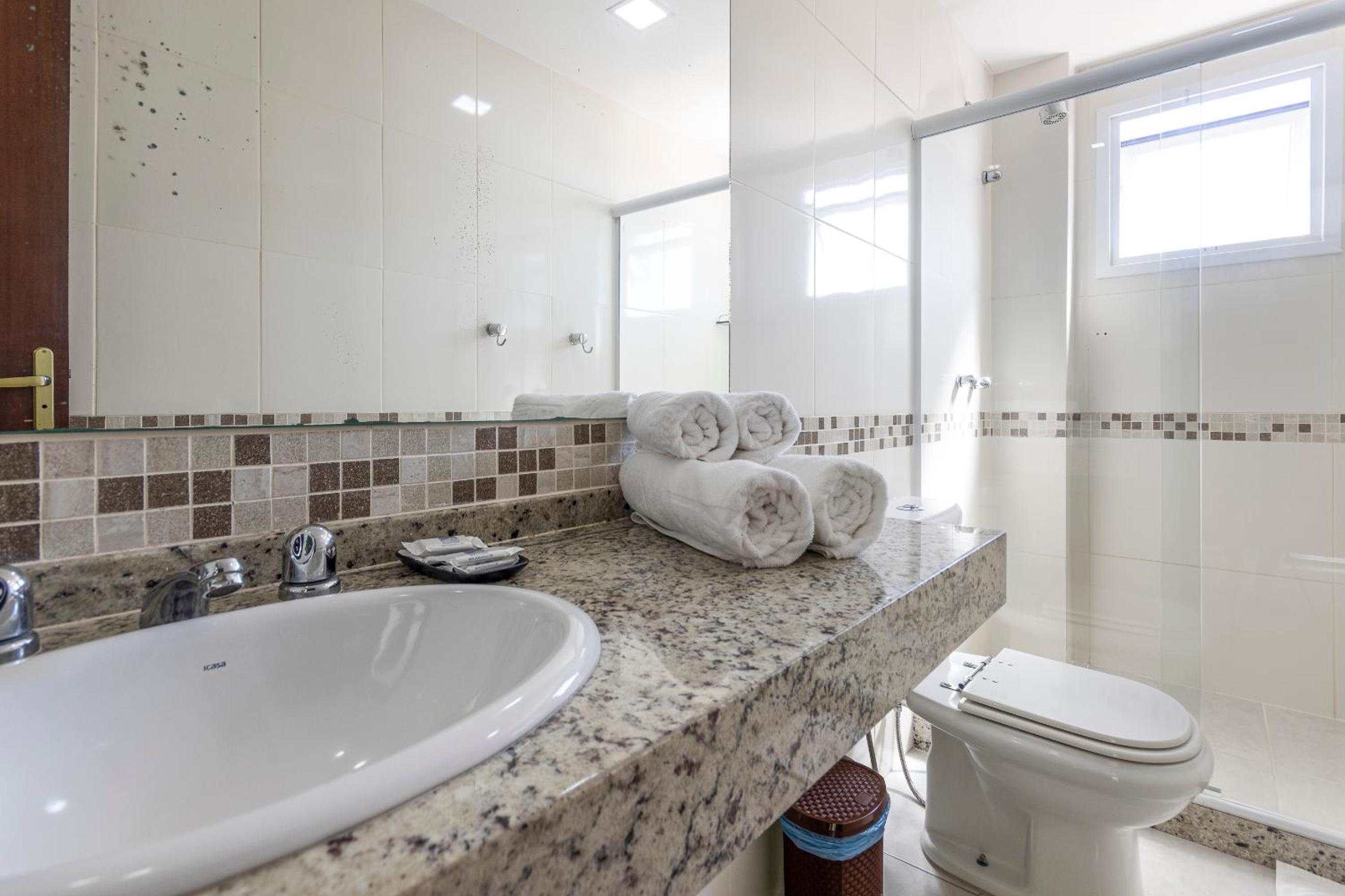 Superior Suite - Photo 7