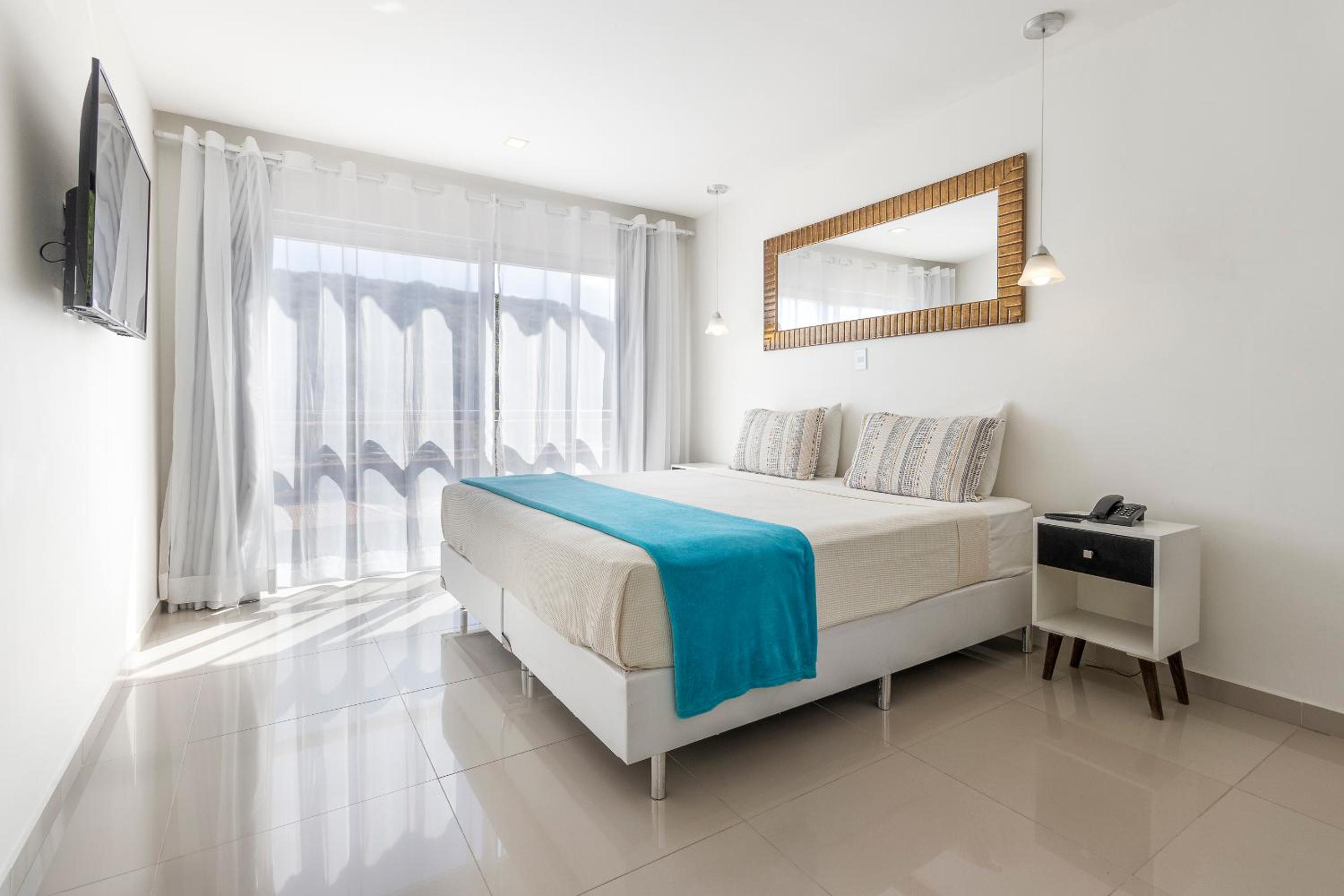 Superior Suite - Photo 6