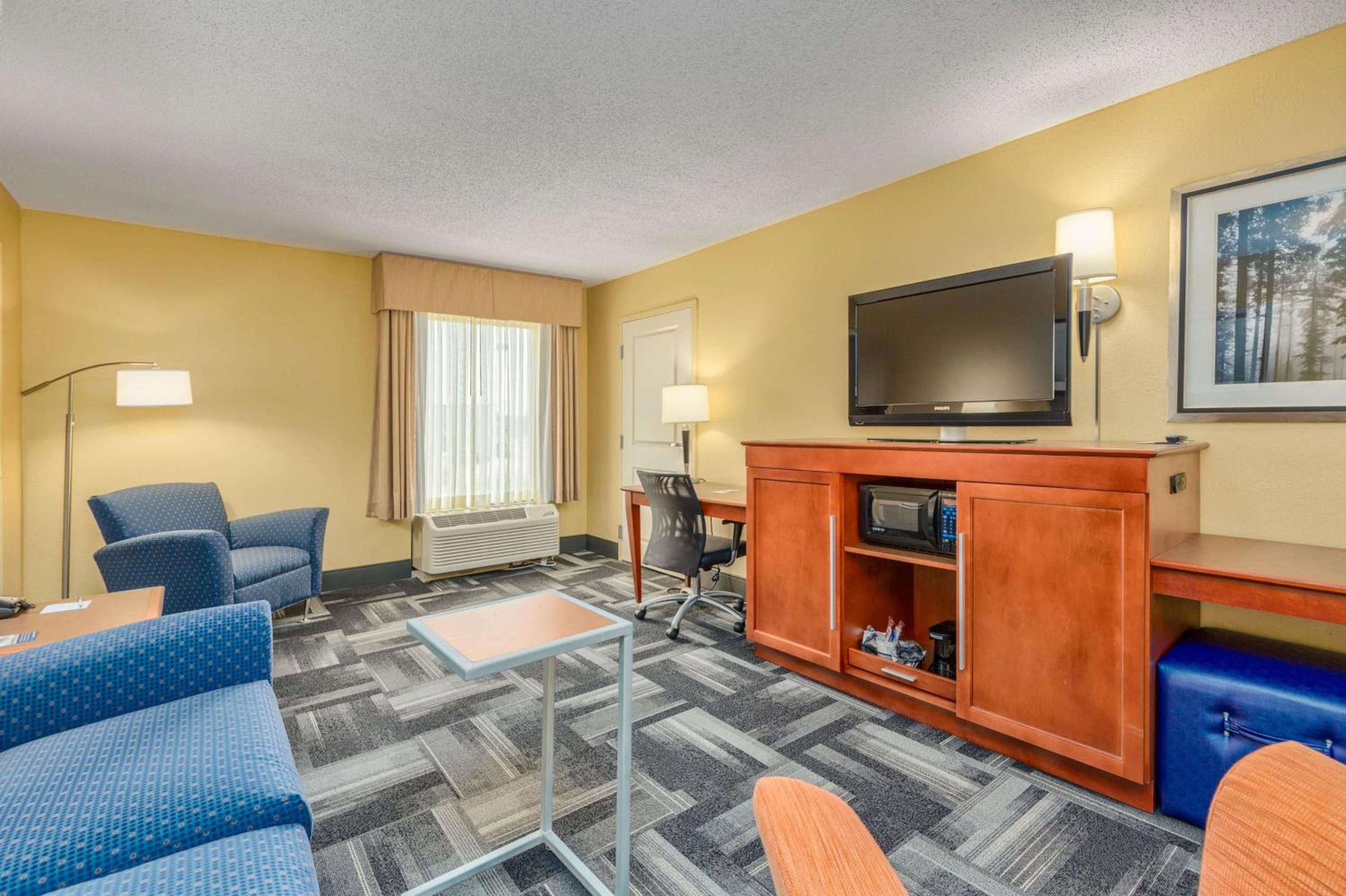 Two-Room King Suite - Non-Smoking - Photo 1