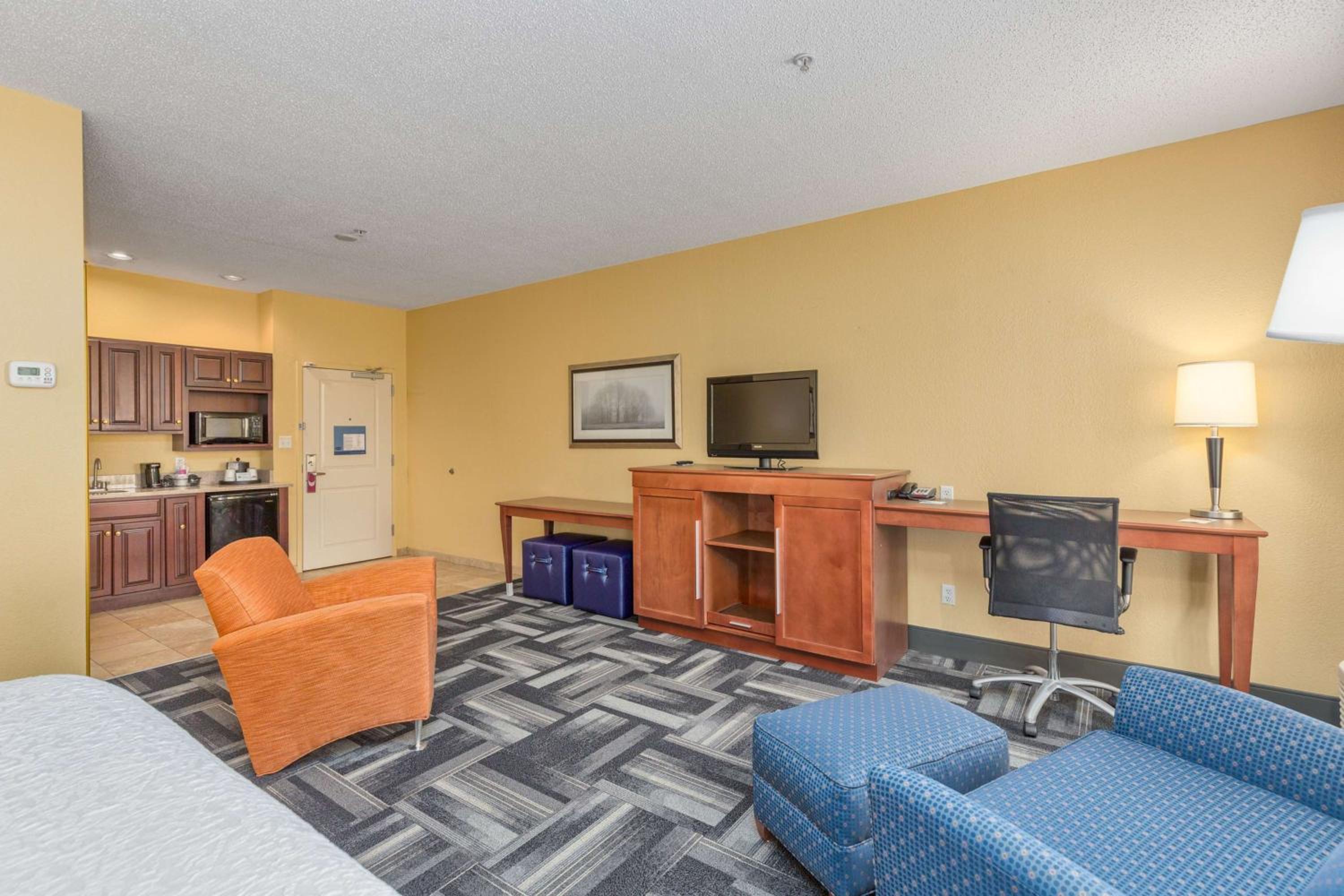 Special King Room - Non-Smoking - Photo 2