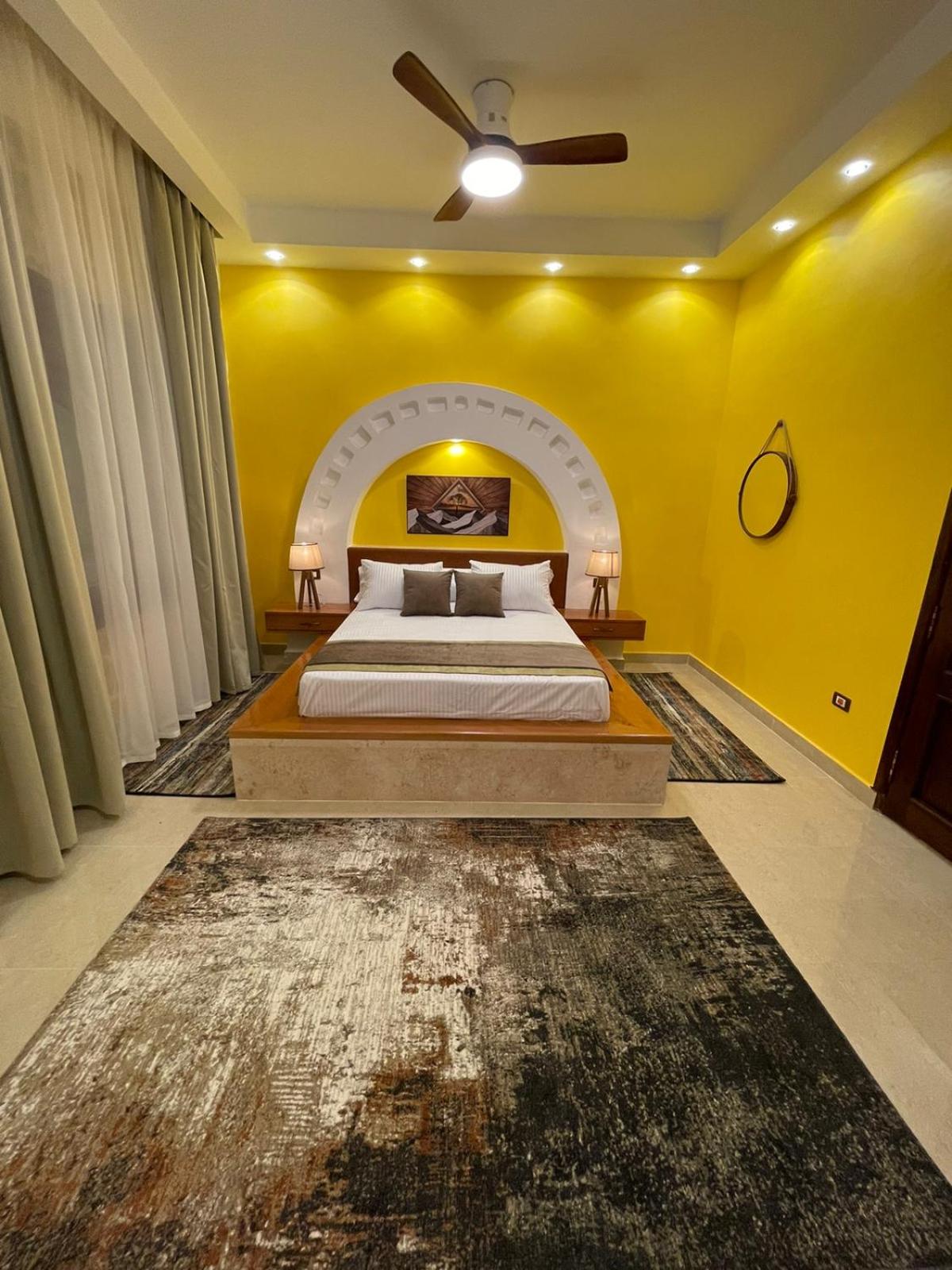 King Suite - Photo 4
