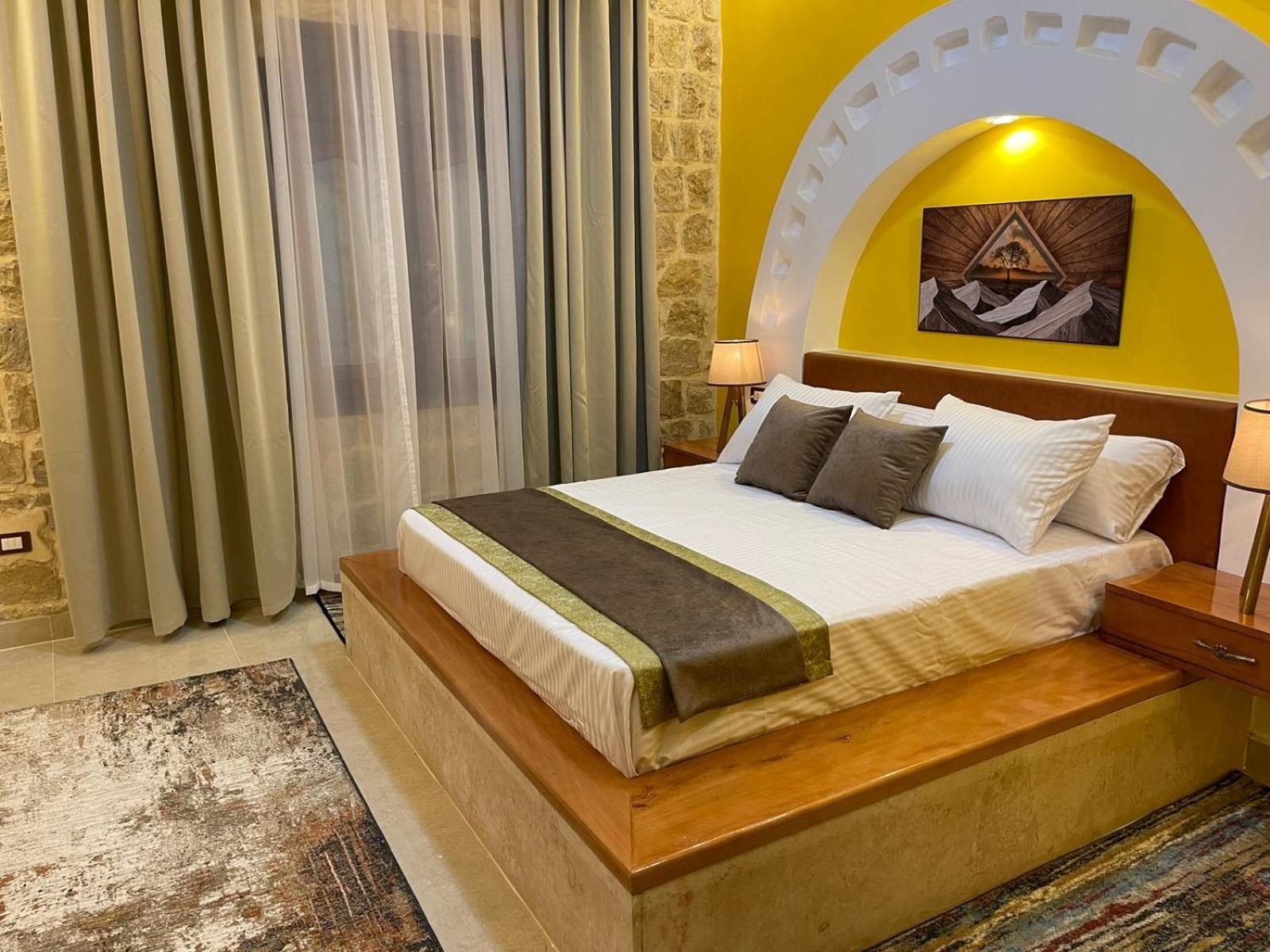 King Suite - Photo 6