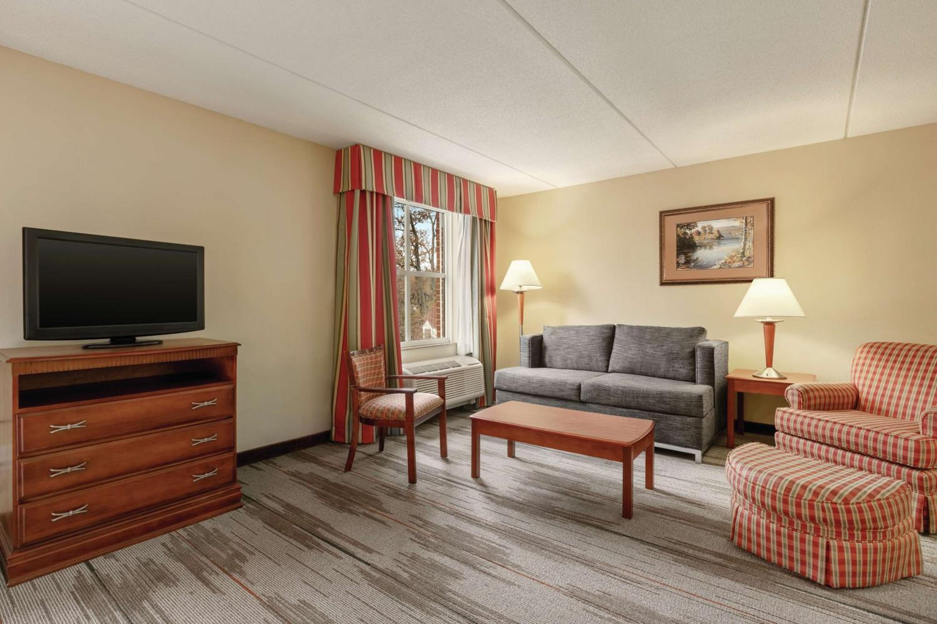 King Studio Suite - Mobility Access/Non-Smoking - Photo 1