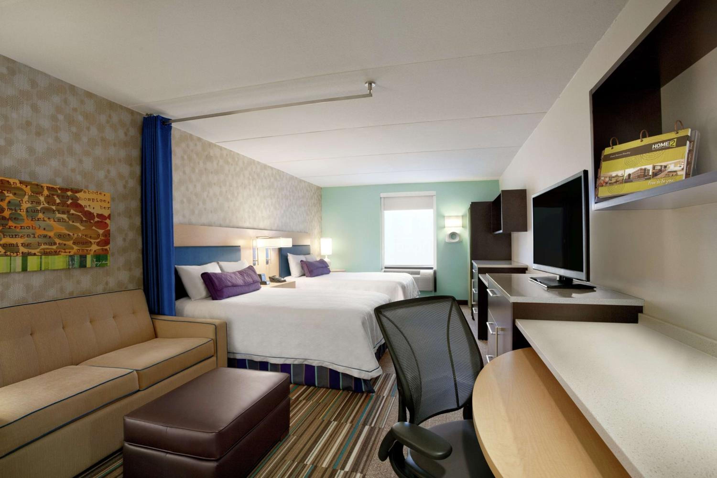 Double Room with Two Double Beds Hearing Accessible Studio photo 1