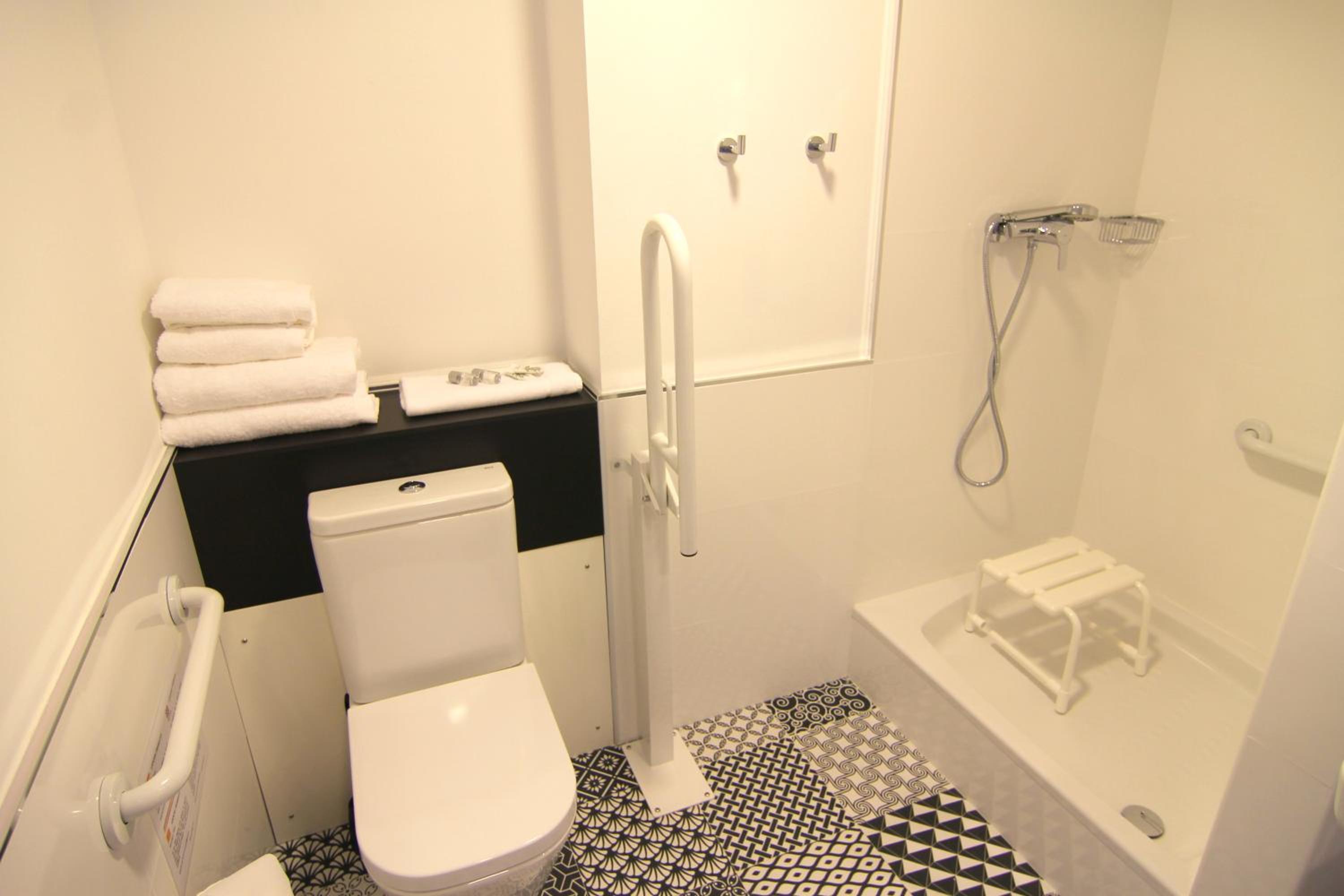 Superior Twin Room photo 2
