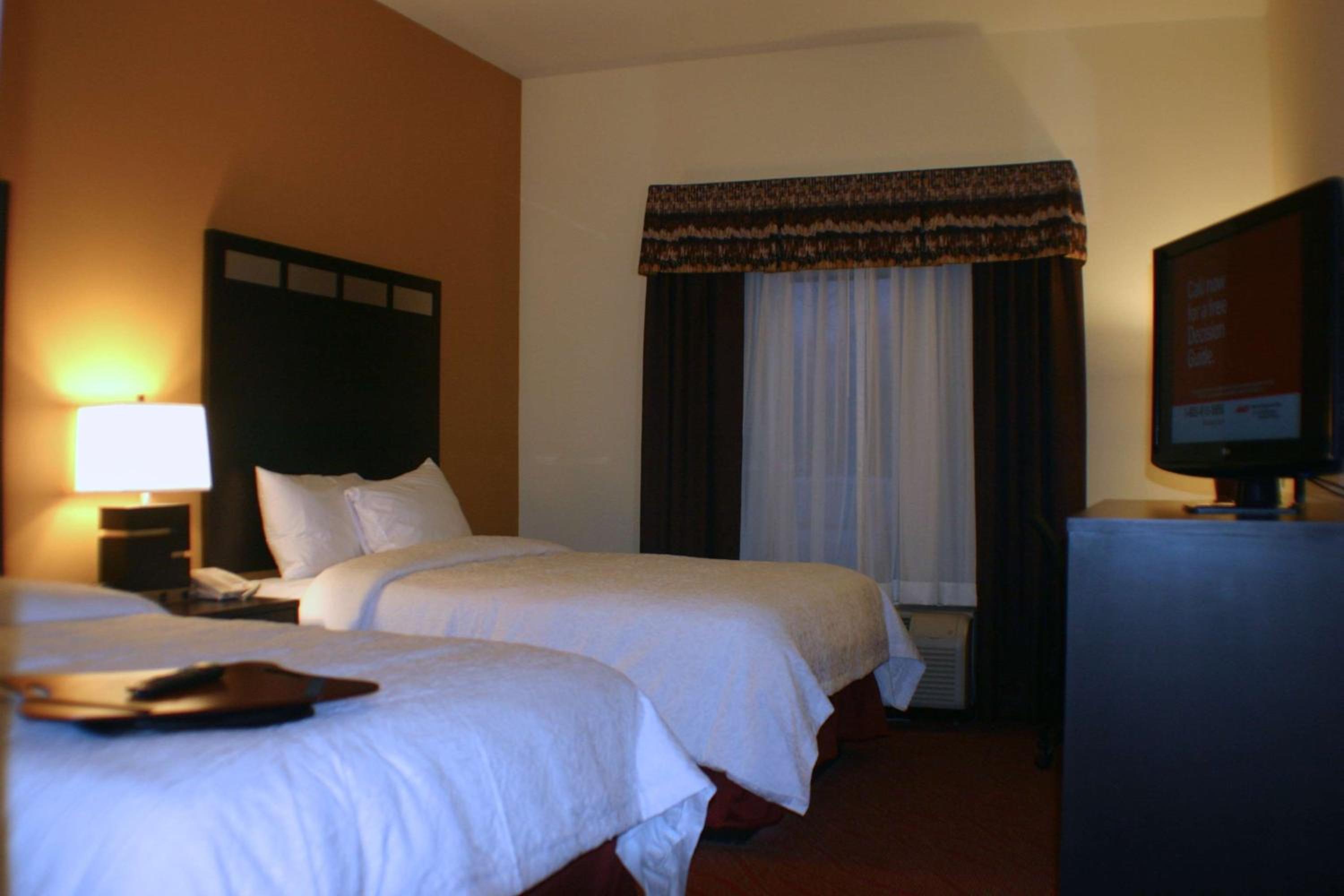 Queen Room with Two Queen Beds - Hearing Access/Non-Smoking