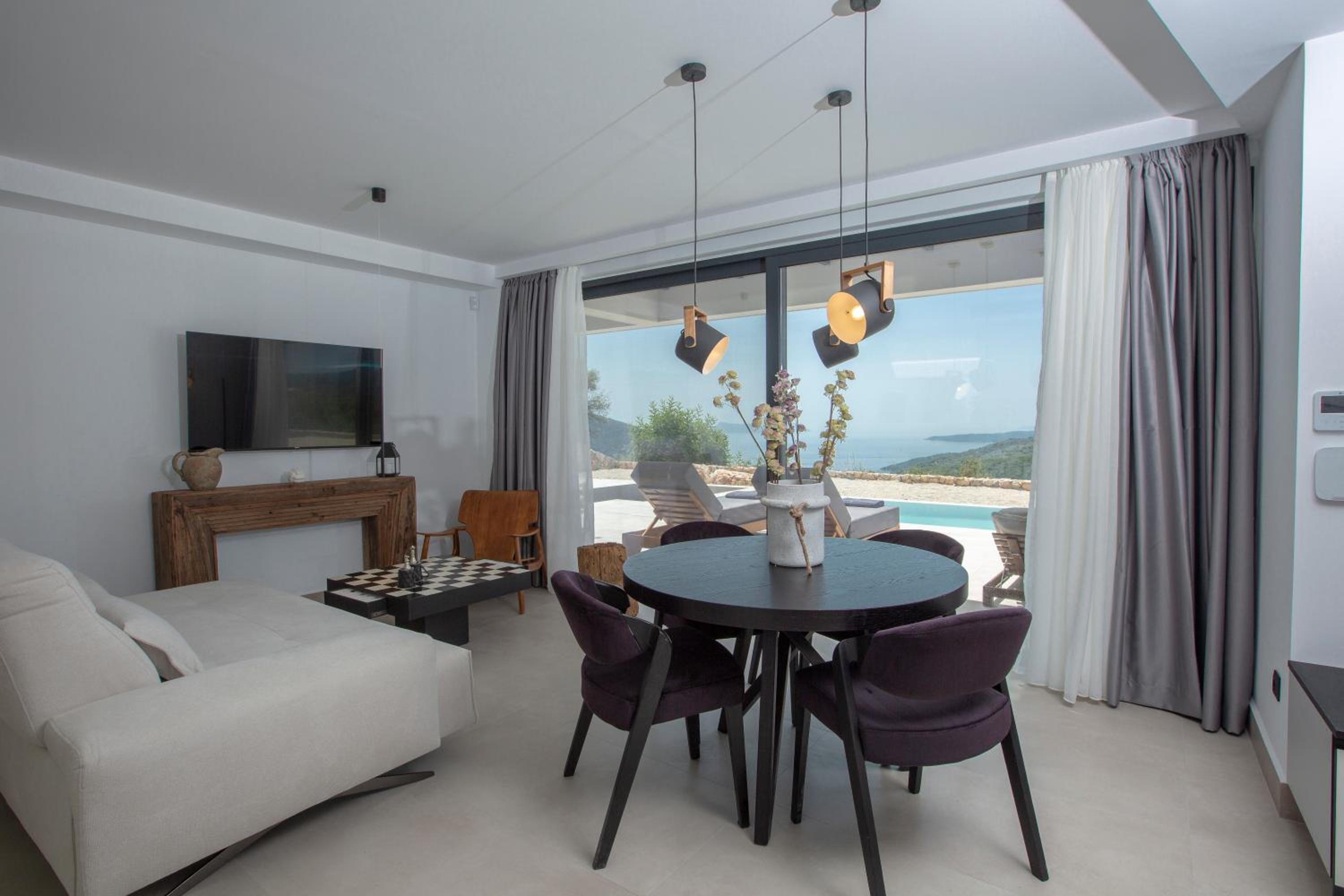 Two-Bedroom Villa photo 3