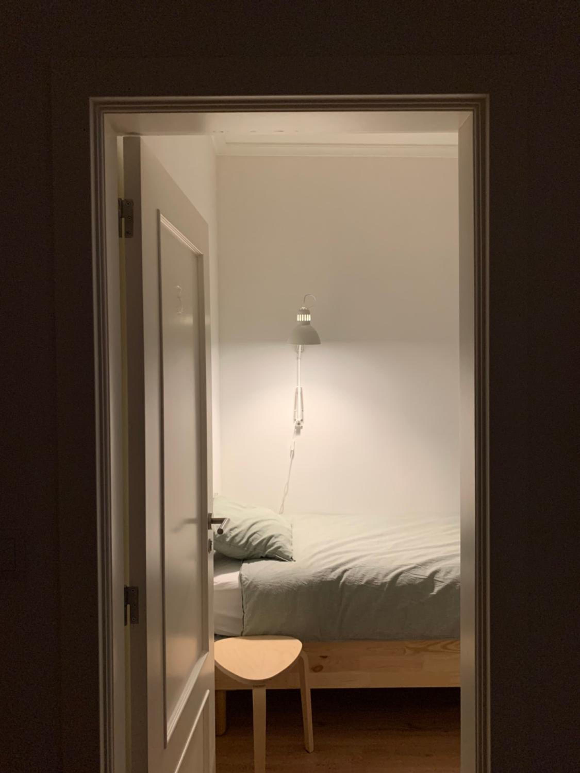 Single Room with Shared Toilet