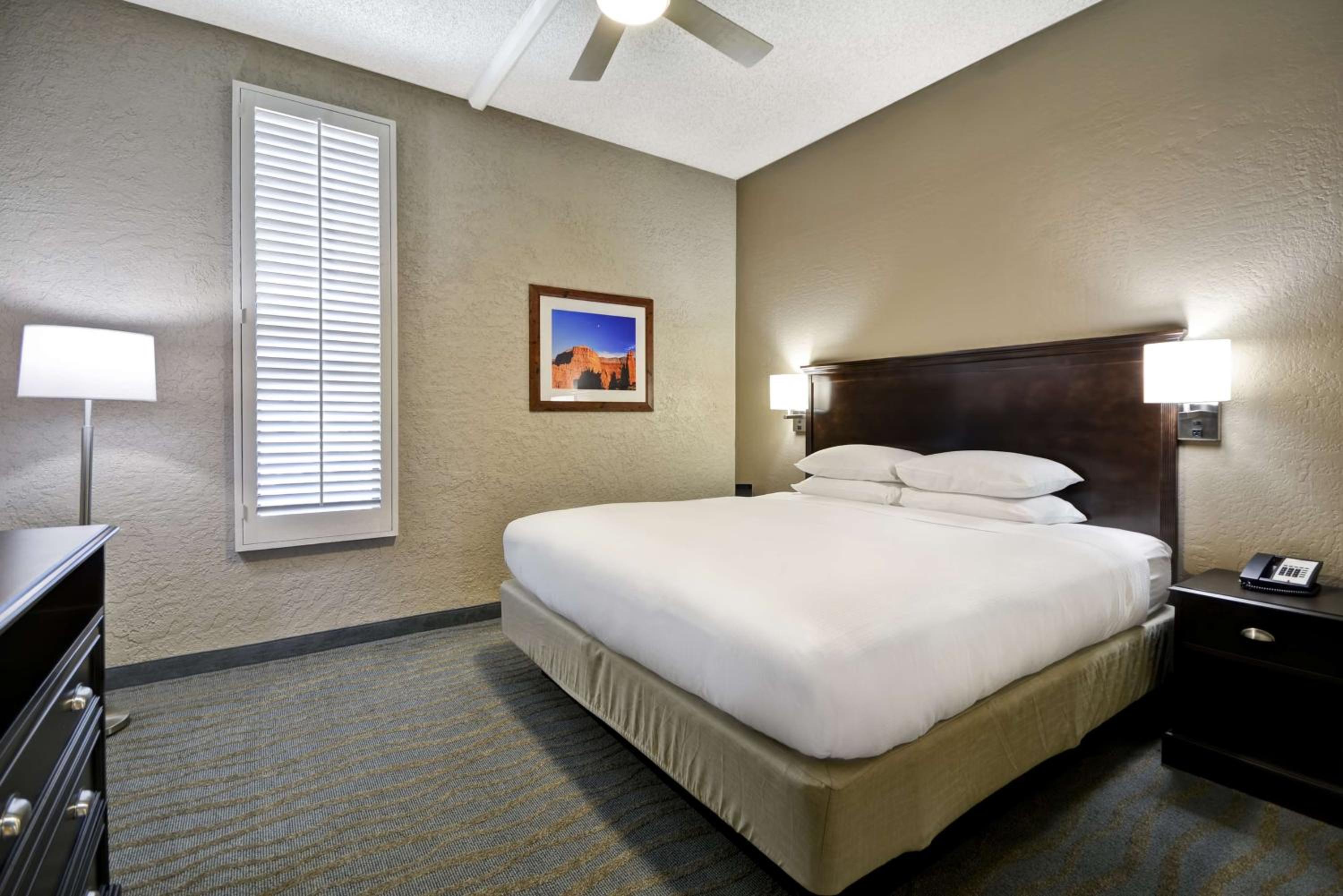 King Room with Patio photo 3