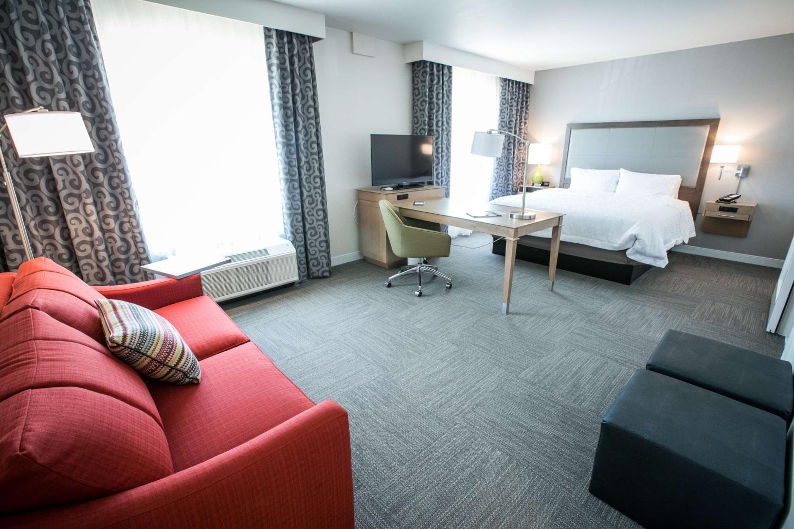 King Studio Suite - Non-Smoking - Photo 3