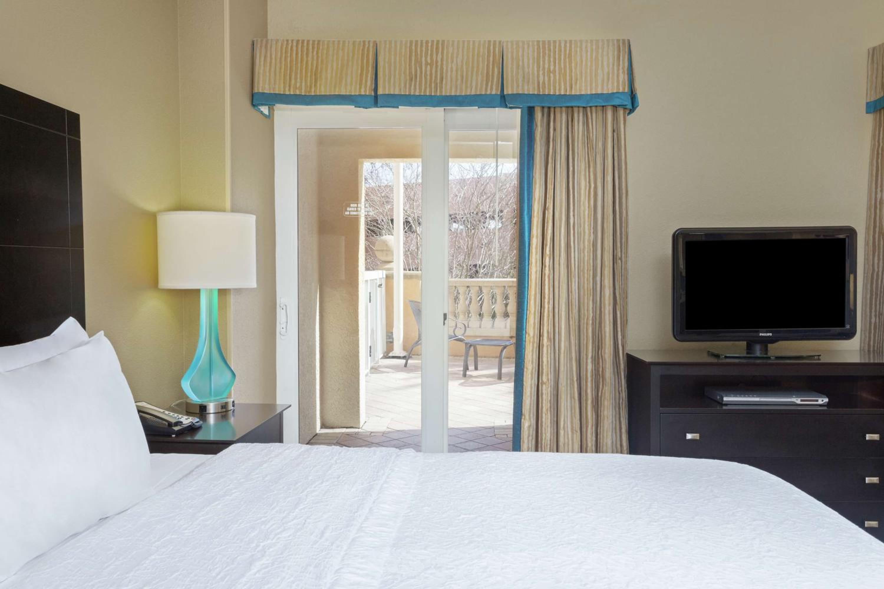 King Studio Suite with Sofa Bed and Terrace - Photo 1