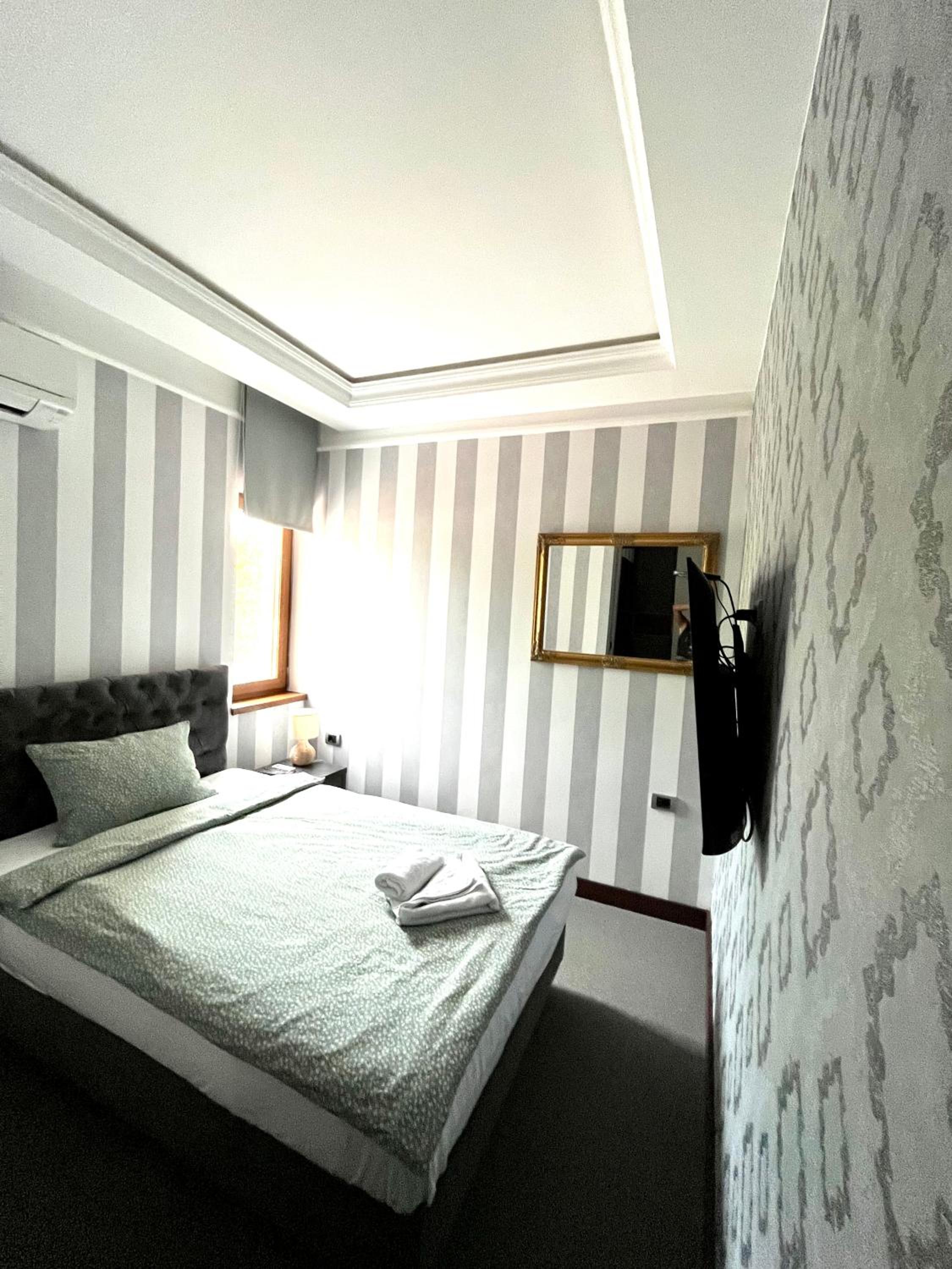 Single Room photo 2
