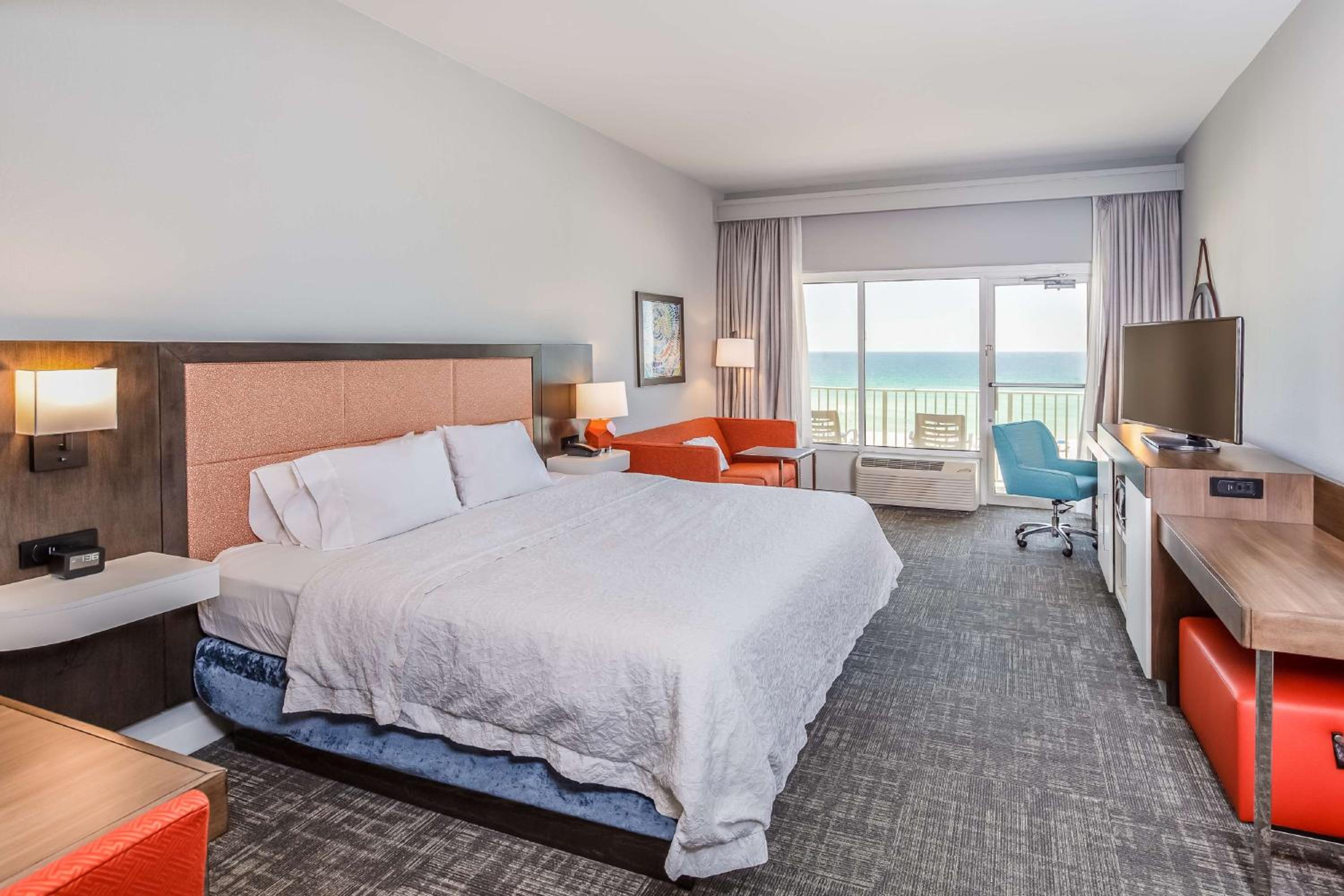 King Room with Balcony - Gulf View - Photo 2