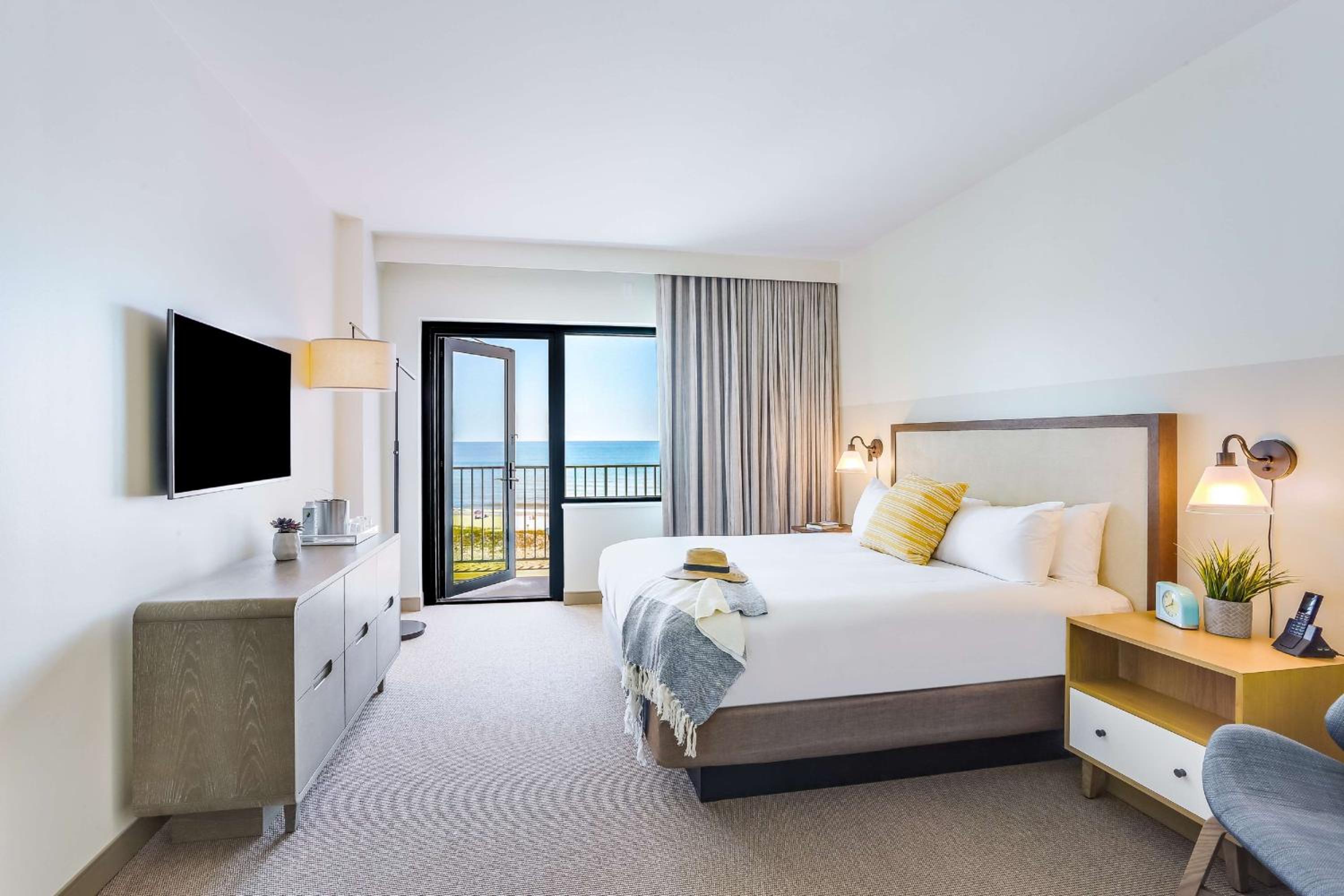 King Room with Balcony