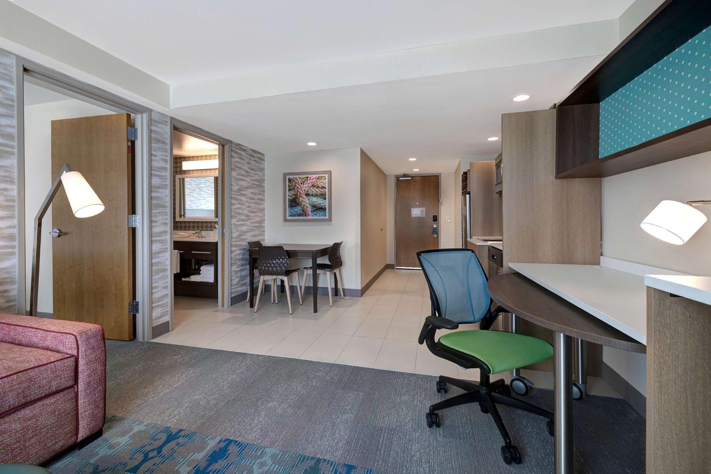 One-Bedroom King Suite - Non-Smoking - Photo 1