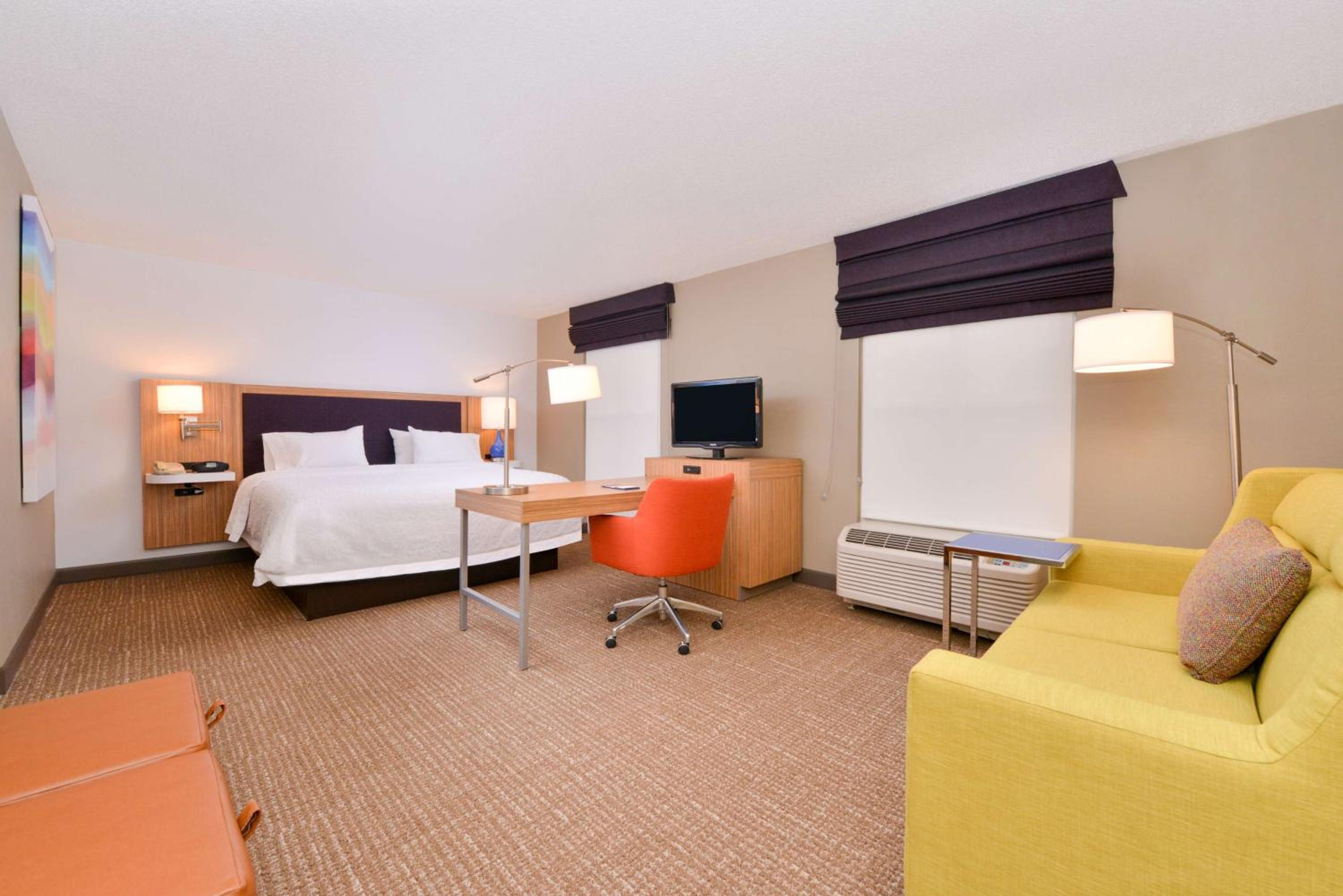 King Studio Suite with Sofa Bed - Non-Smoking - Photo 1