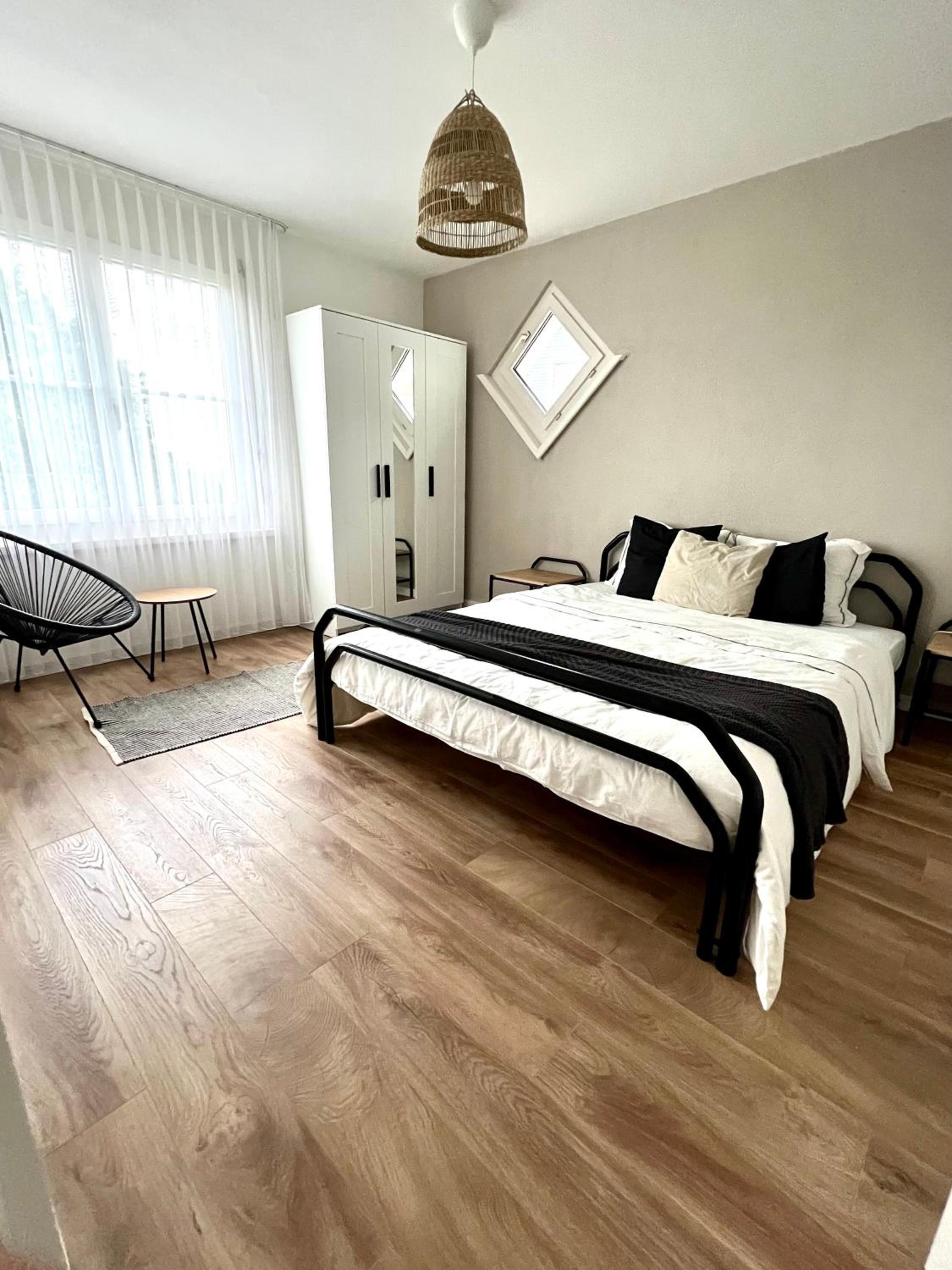 Apartment photo 1