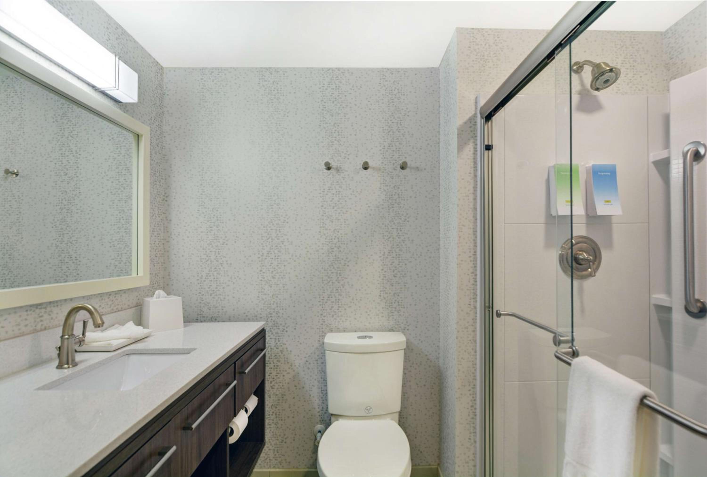 King Studio Suite - Non-Smoking photo 3