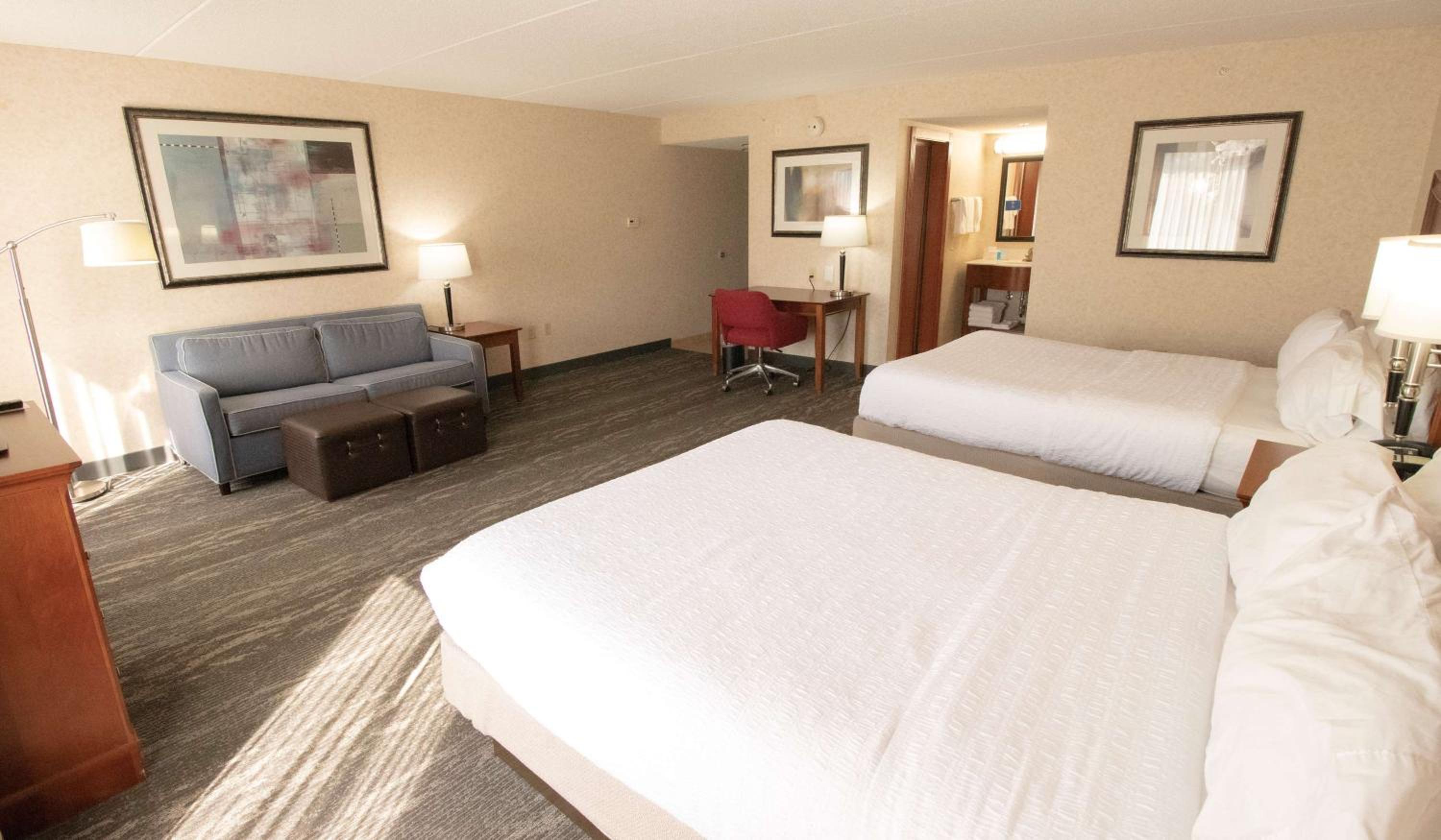 Queen Studio Suite with Two Queen Beds and Sofa Bed - Non-Smoking - Photo 1