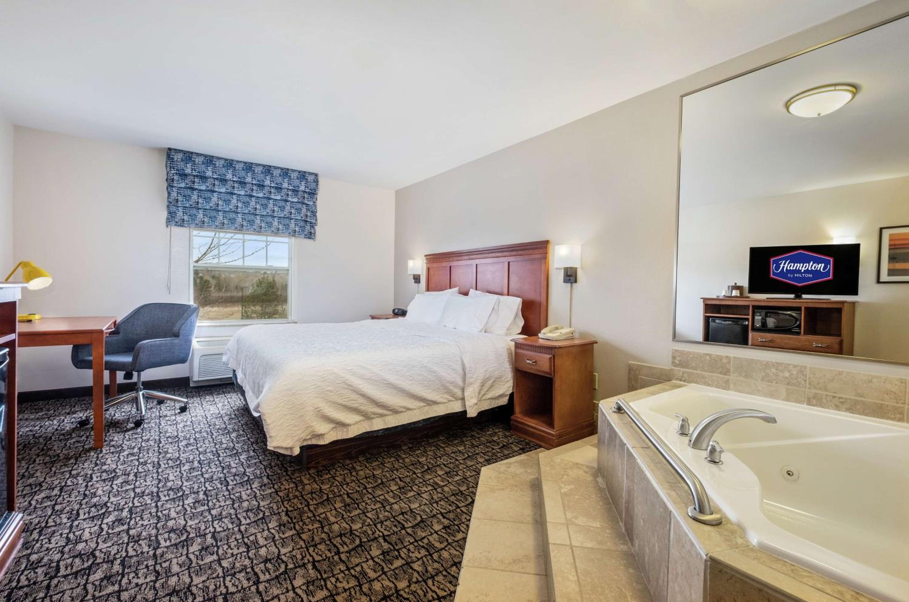 King Room with Spa Bath photo 1