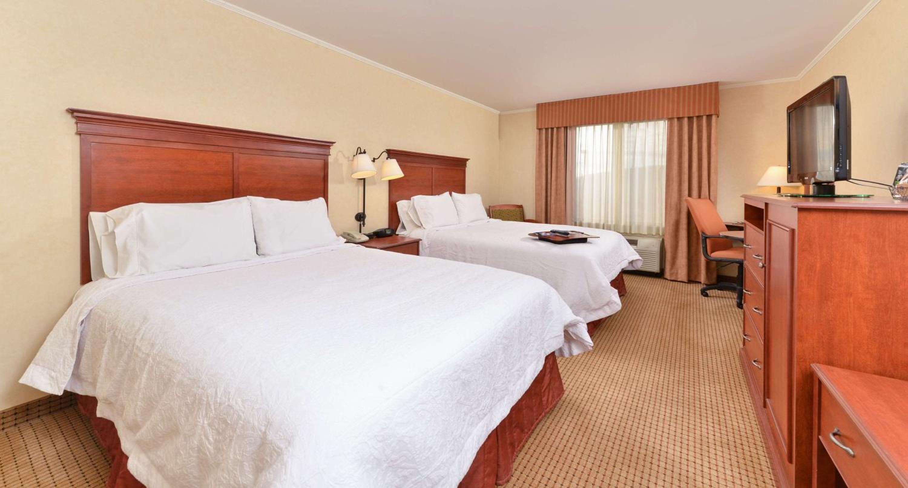 Room with Two Queen Beds - Non-Smoking - Photo 1
