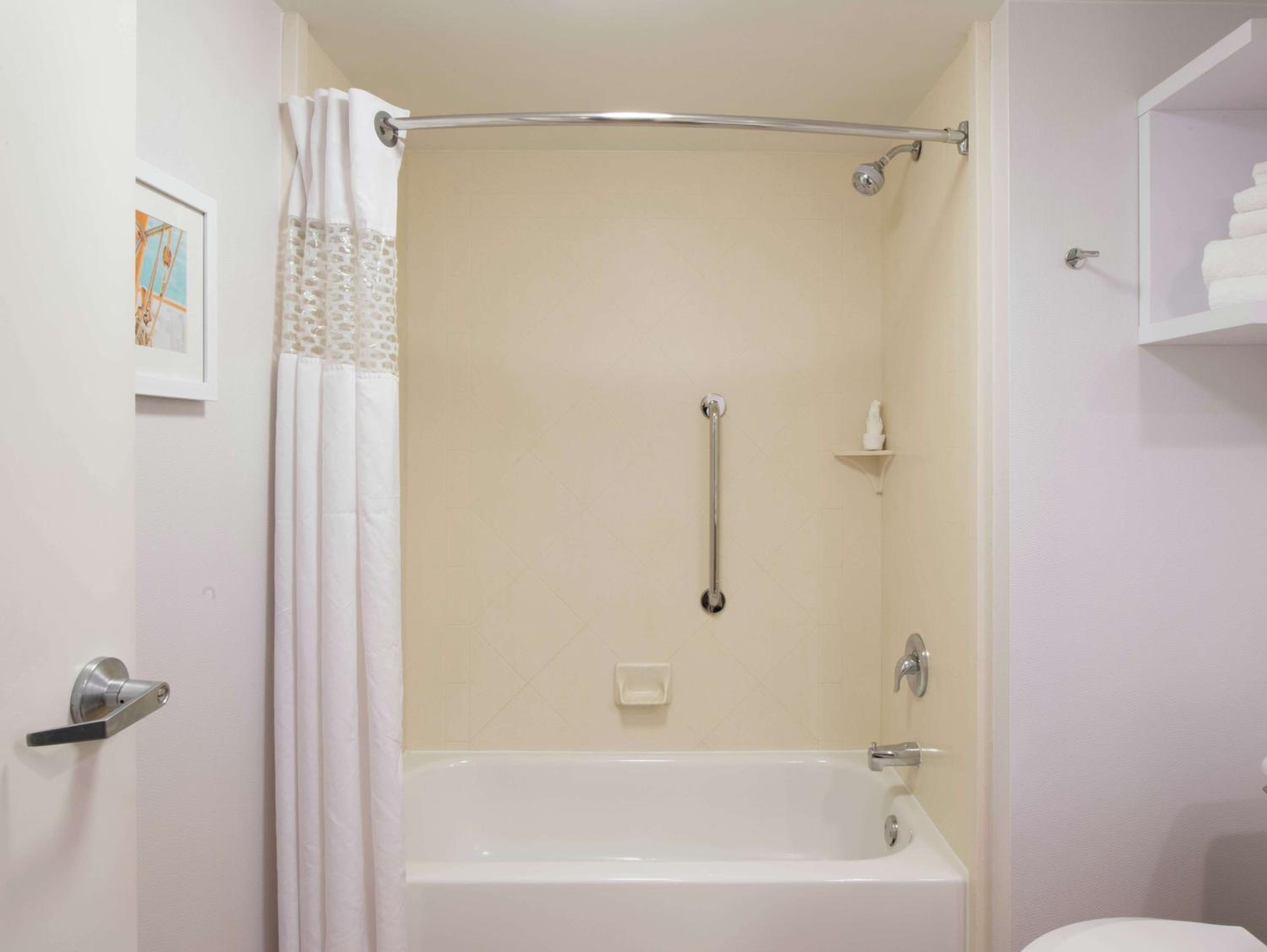 Double Room with Two Double Beds - Non-Smoking - Photo 5