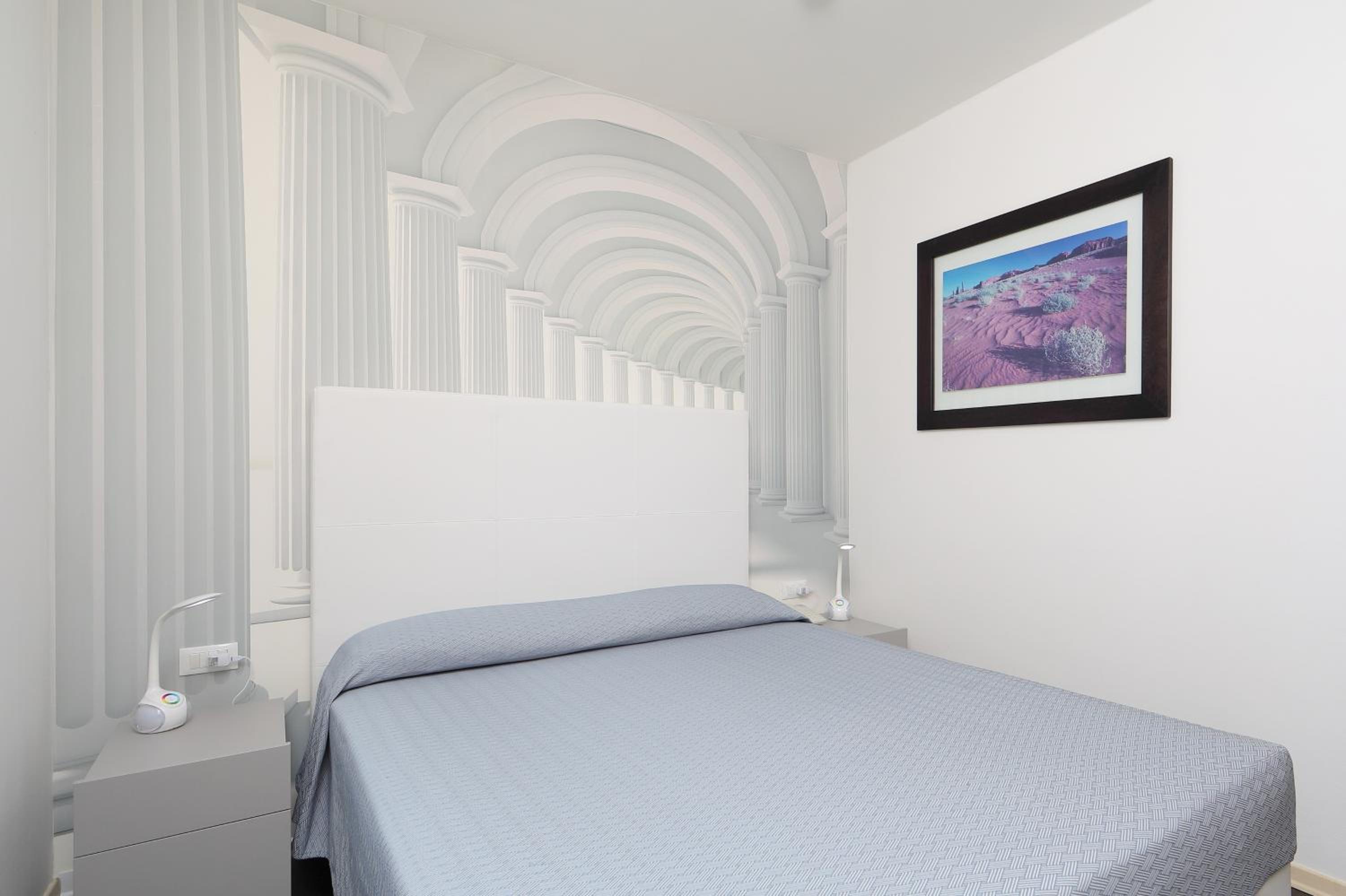 Double Room with Balcony - Photo 28
