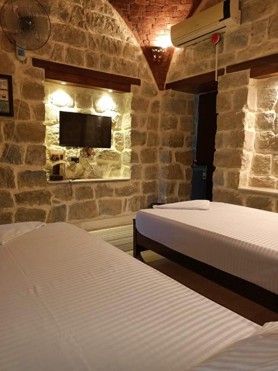 Double Room with Garden View - Photo 13