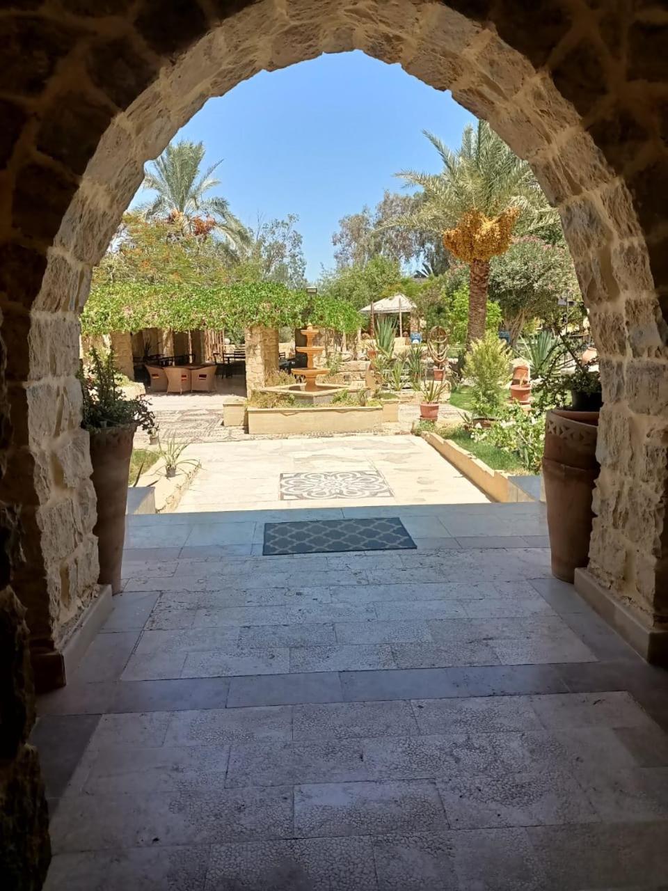 Double Room with Garden View - Photo 14