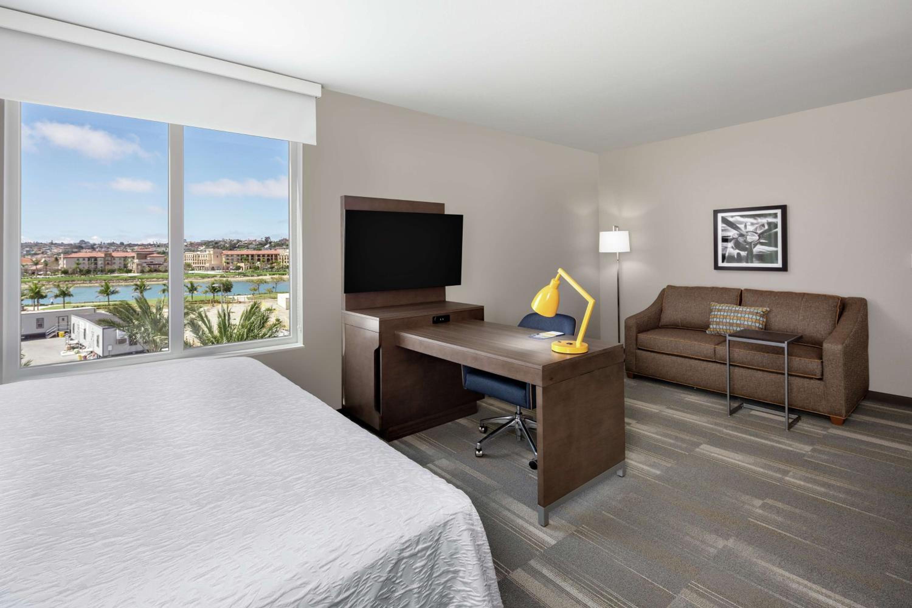 King Studio Suite with Water View