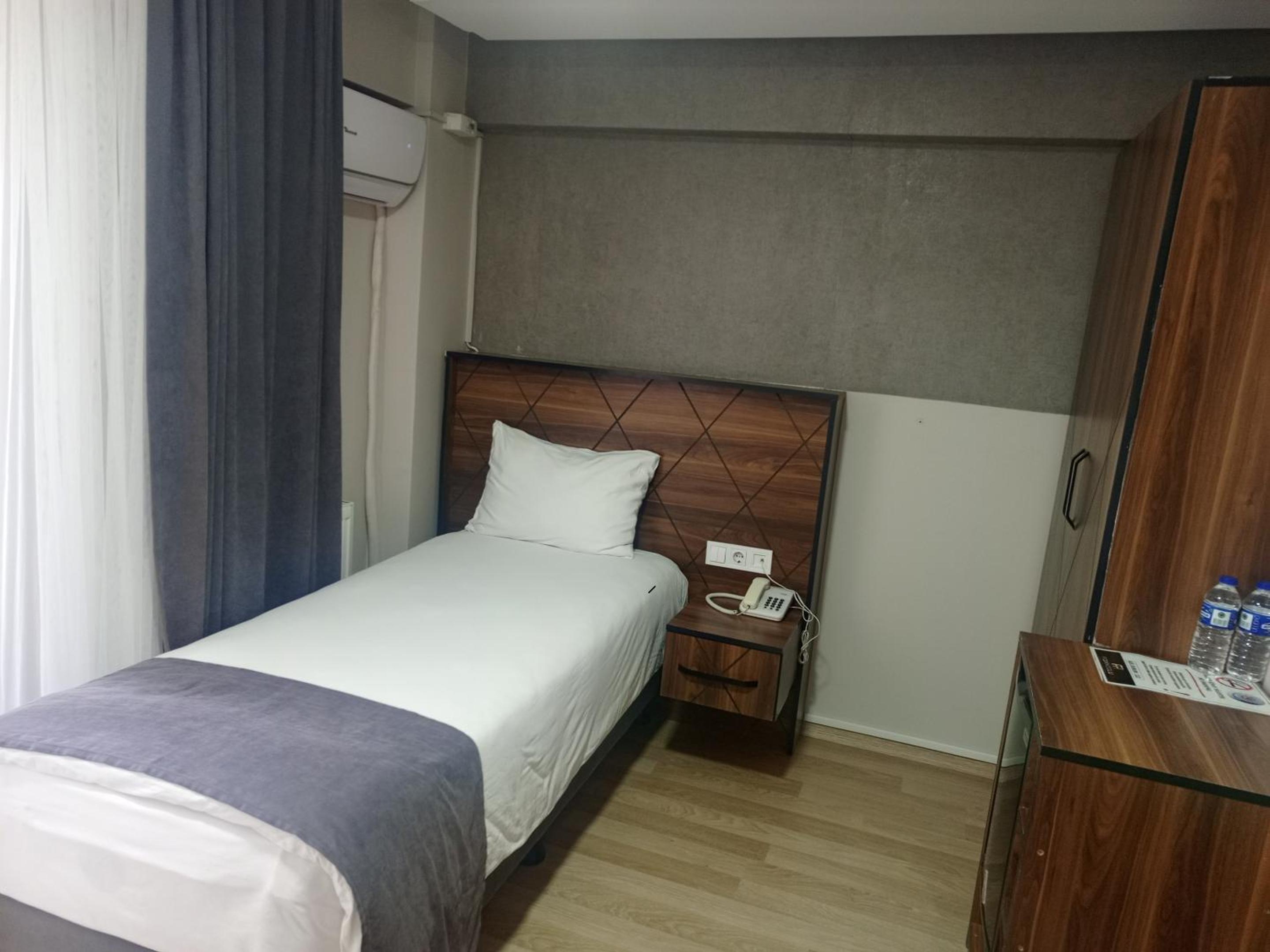 Economy Single Room