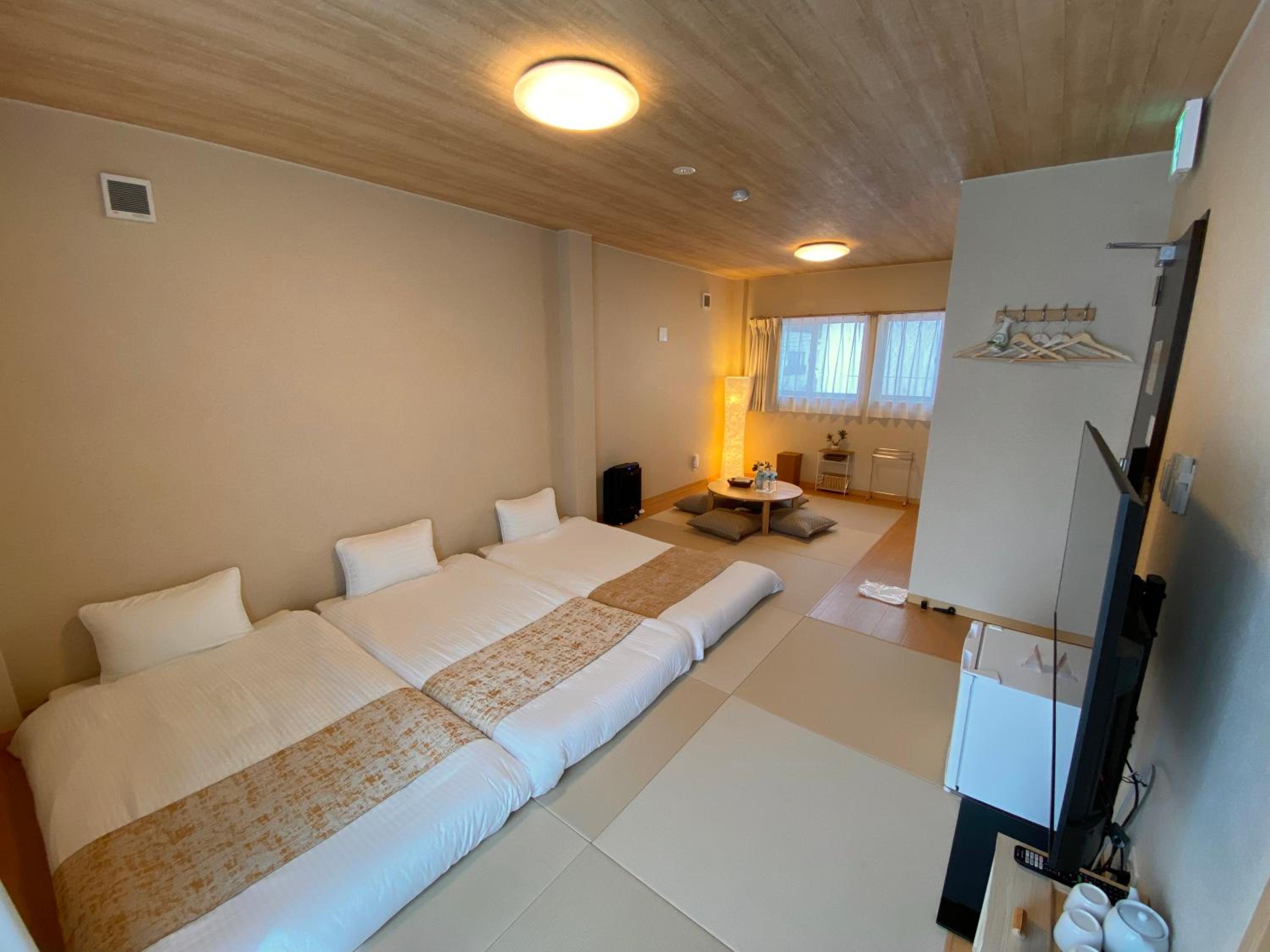 Triple Room - Photo 6