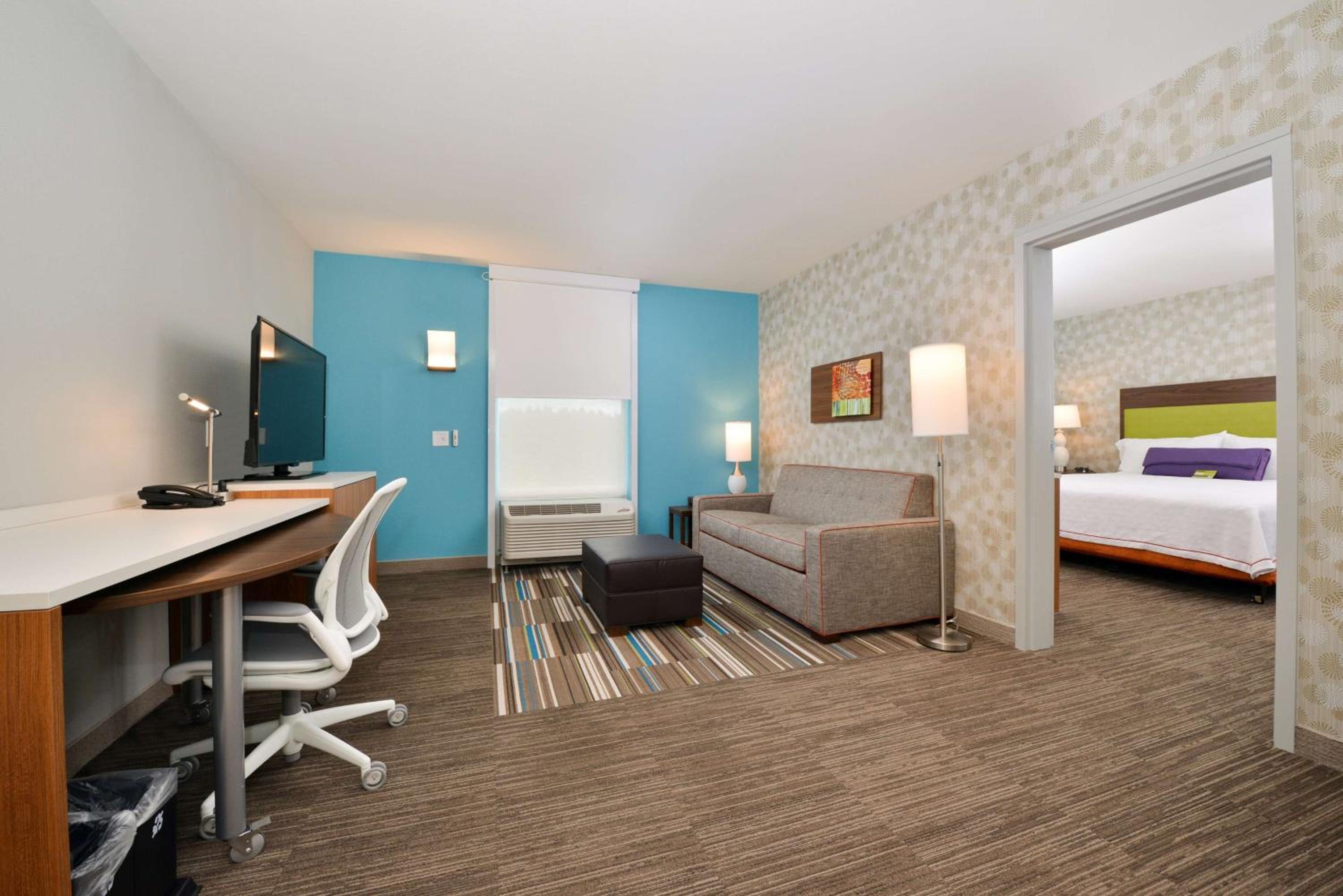 One-Bedroom King Suite - Non-Smoking - Photo 1