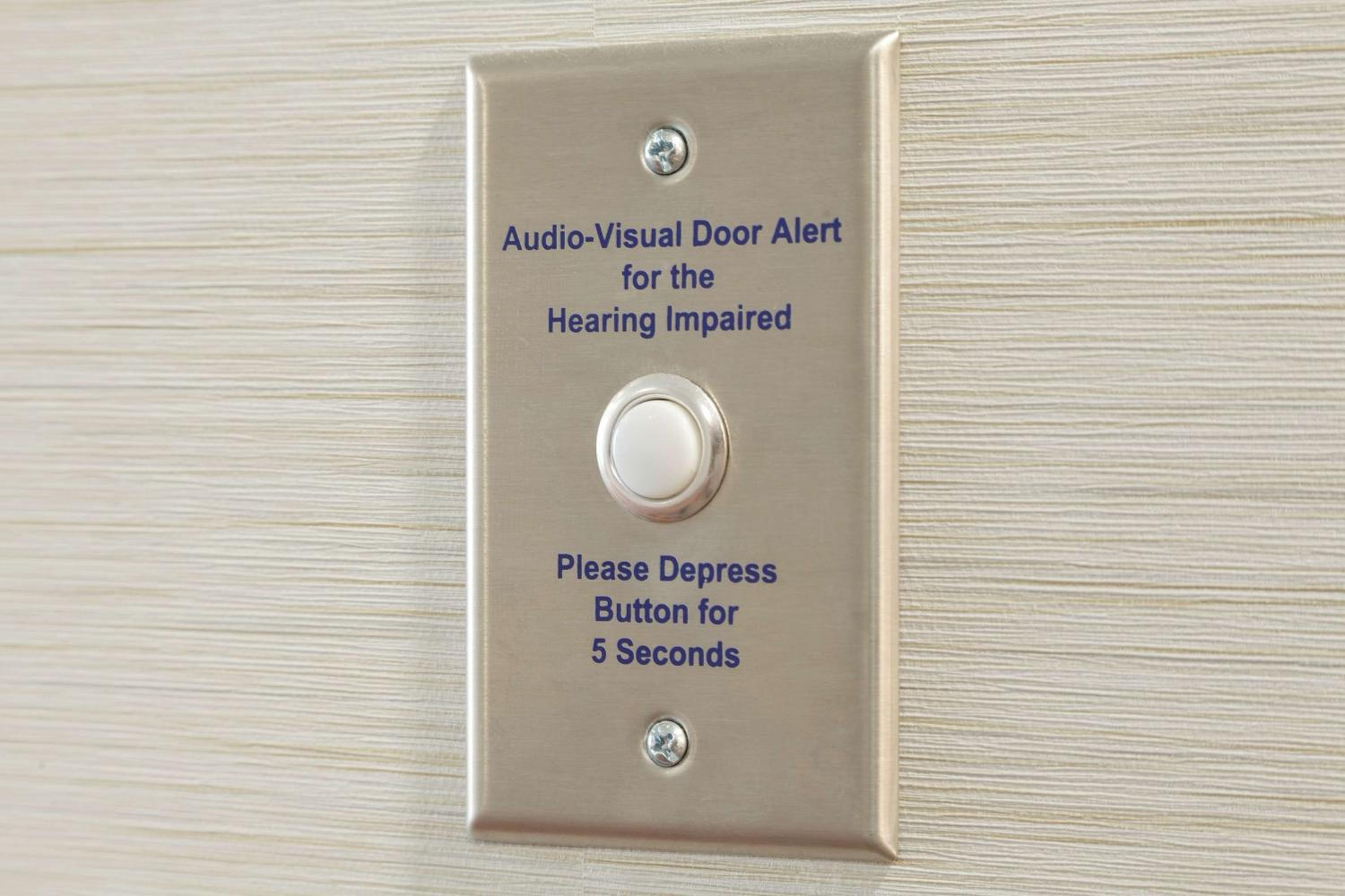 King Suite - Hearing Access photo 3