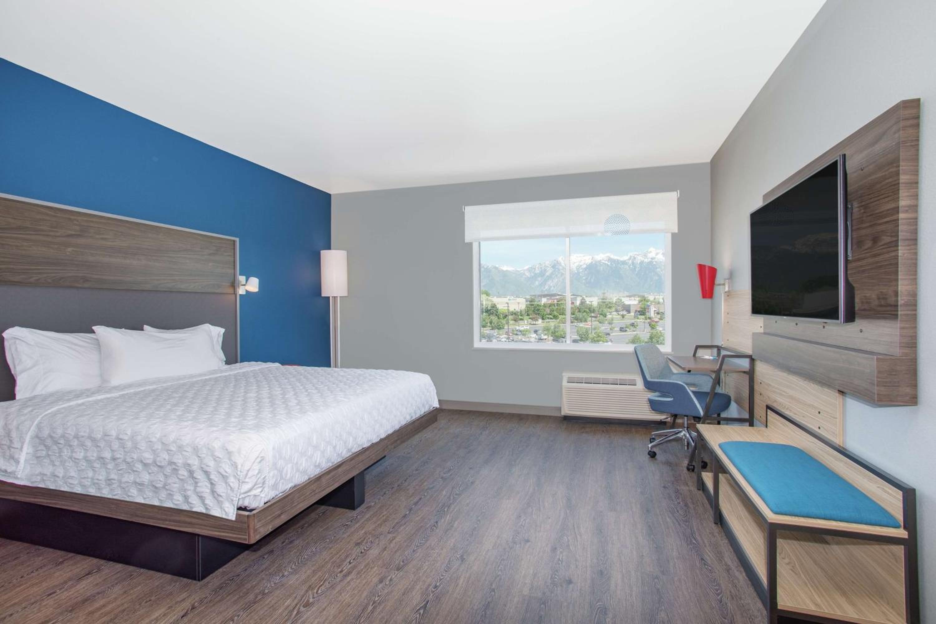 King Room with Accessible Tub - Mobility Access - Photo 6