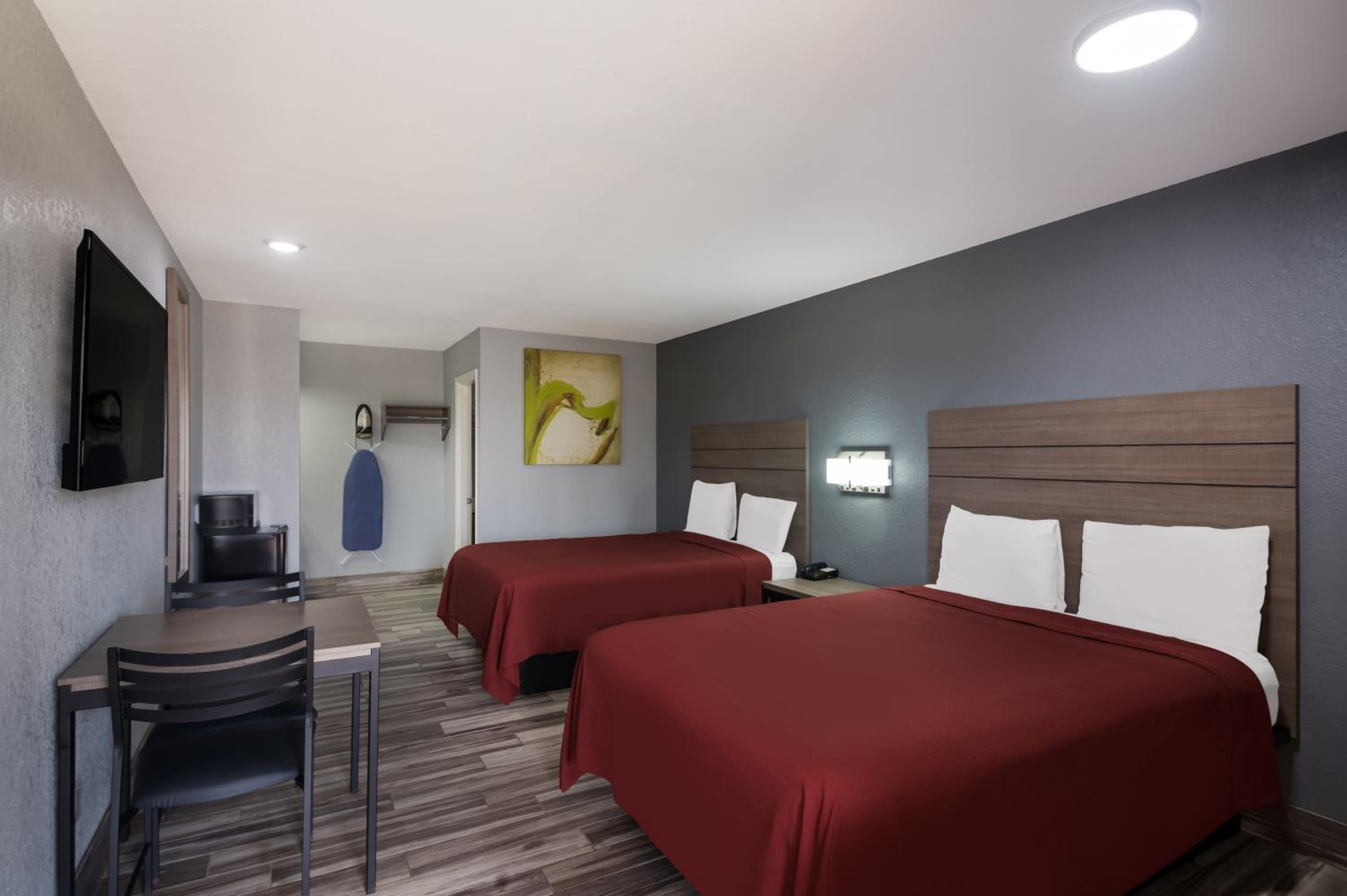 2 Double Beds Non-Smoking - Photo 5