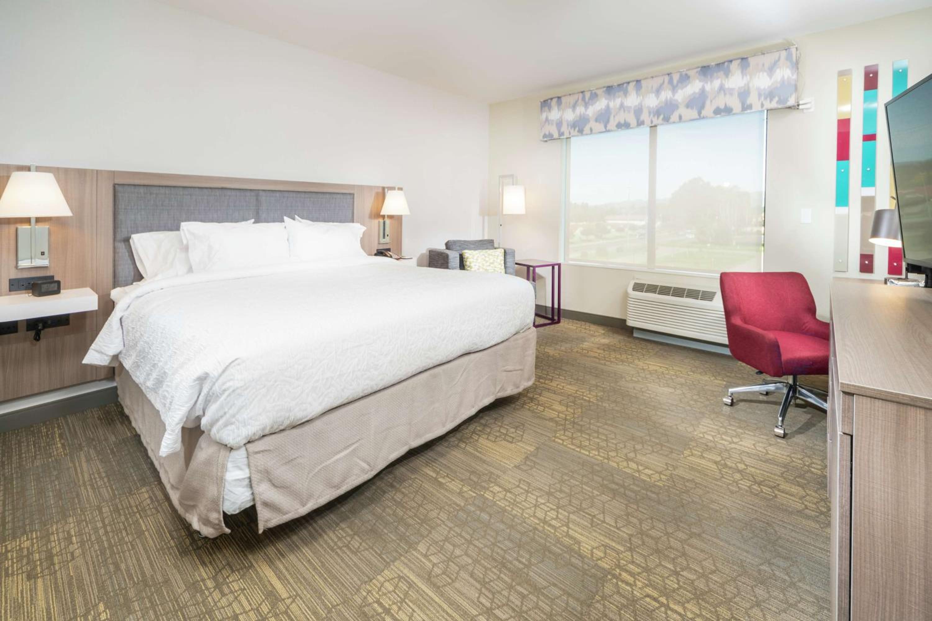 King Room - Mobility Access/Non-Smoking - Photo 1