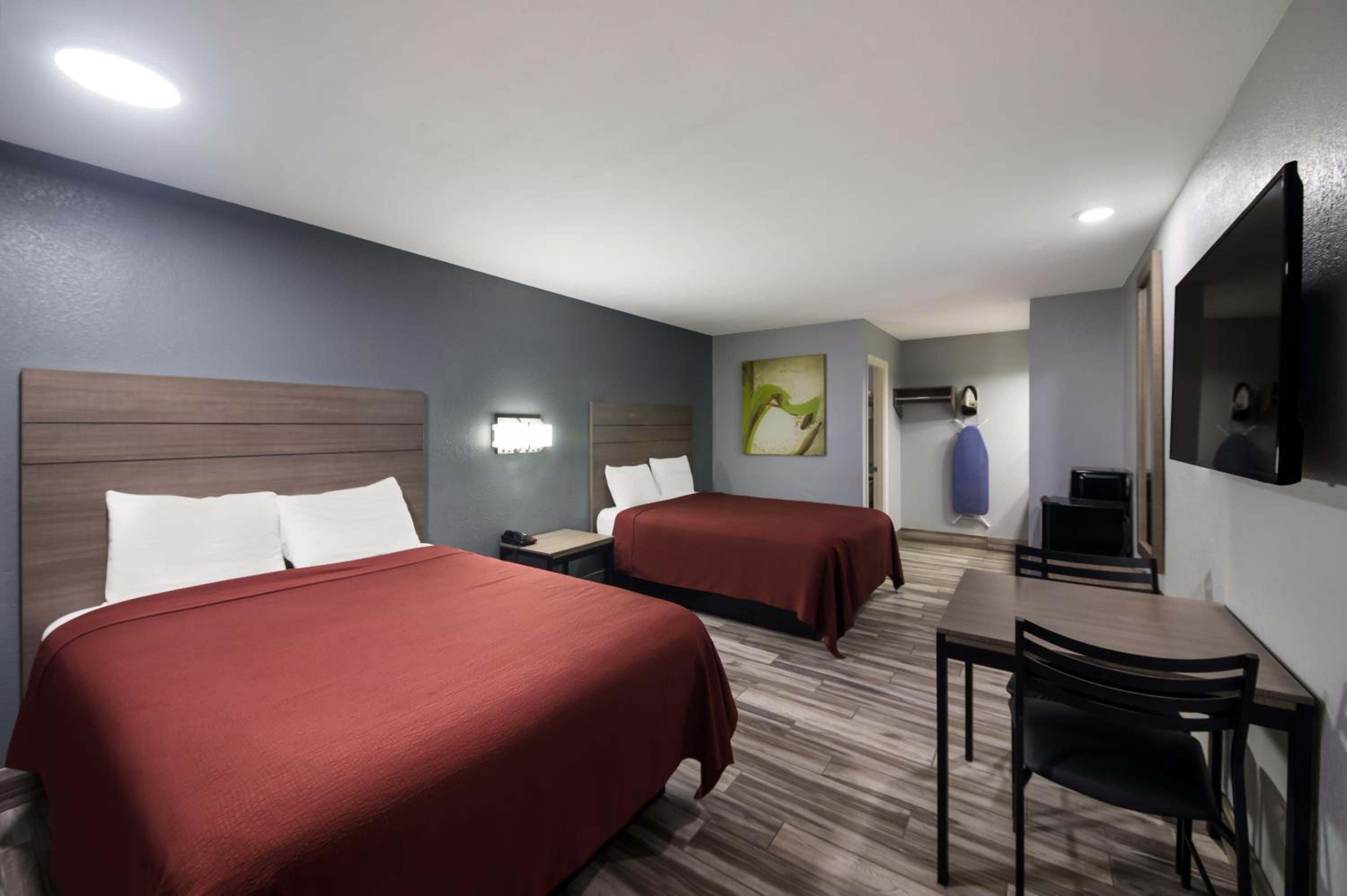 2 Double Beds Non-Smoking - Photo 8