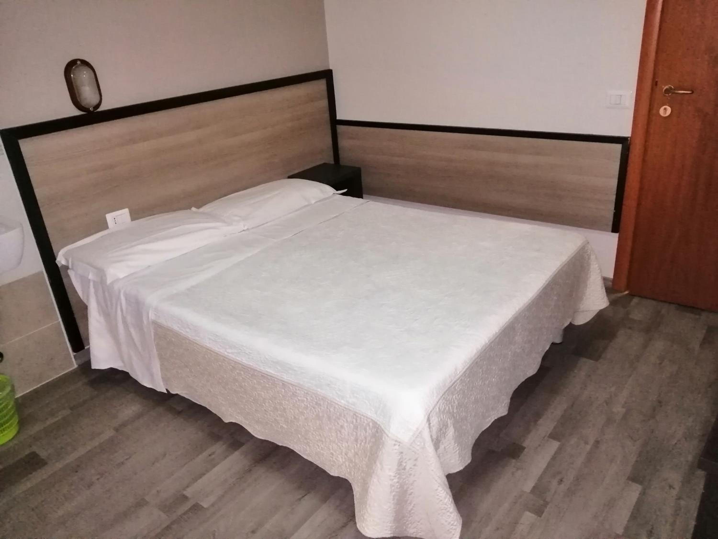 Double Room with Shared Toilet