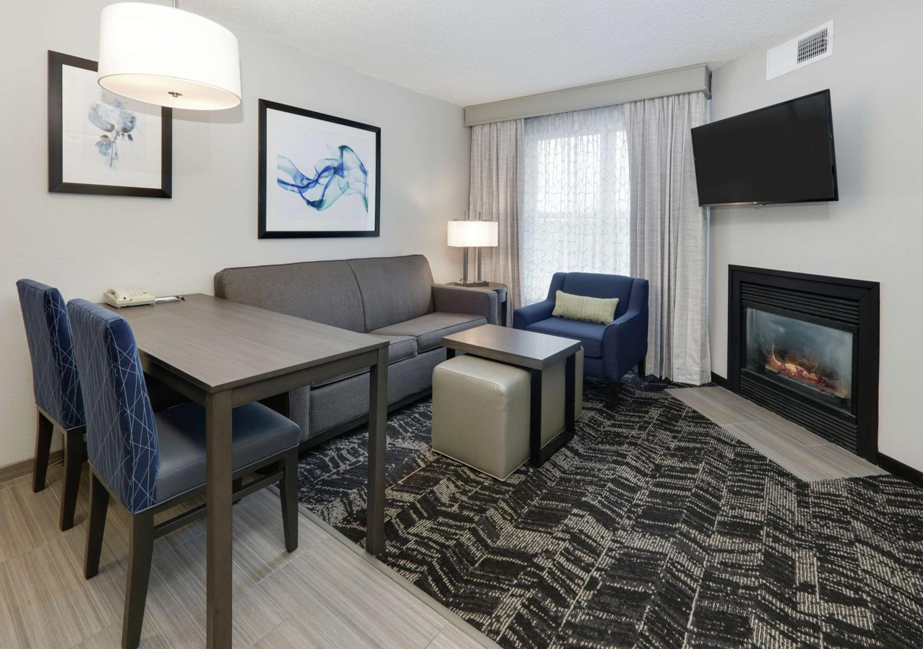 One-Bedroom Suite with 2 Queen Beds and Sofa Bed